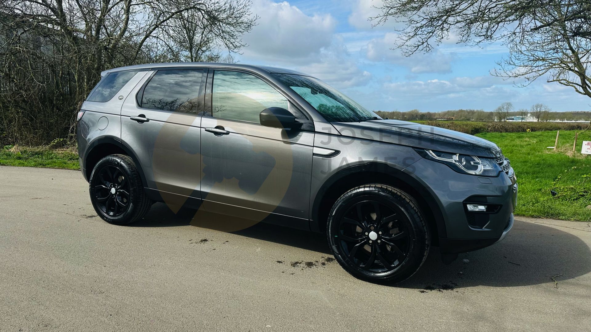 (On Sale) LAND ROVER DISCOVERY SPORT *HSE EDITION* 7 SEATER SUV (2017 - EURO 6) 2.0 TD4 - AUTOMATIC