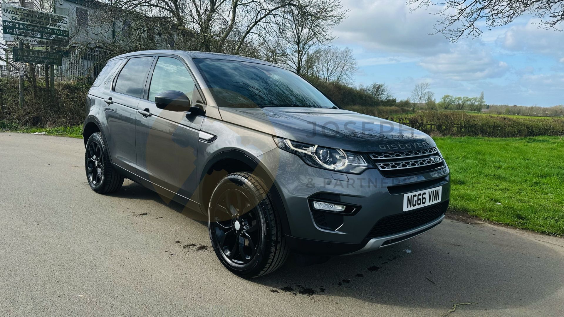 (On Sale) LAND ROVER DISCOVERY SPORT *HSE EDITION* 7 SEATER SUV (2017 - EURO 6) 2.0 TD4 - AUTOMATIC - Bild 3 aus 48