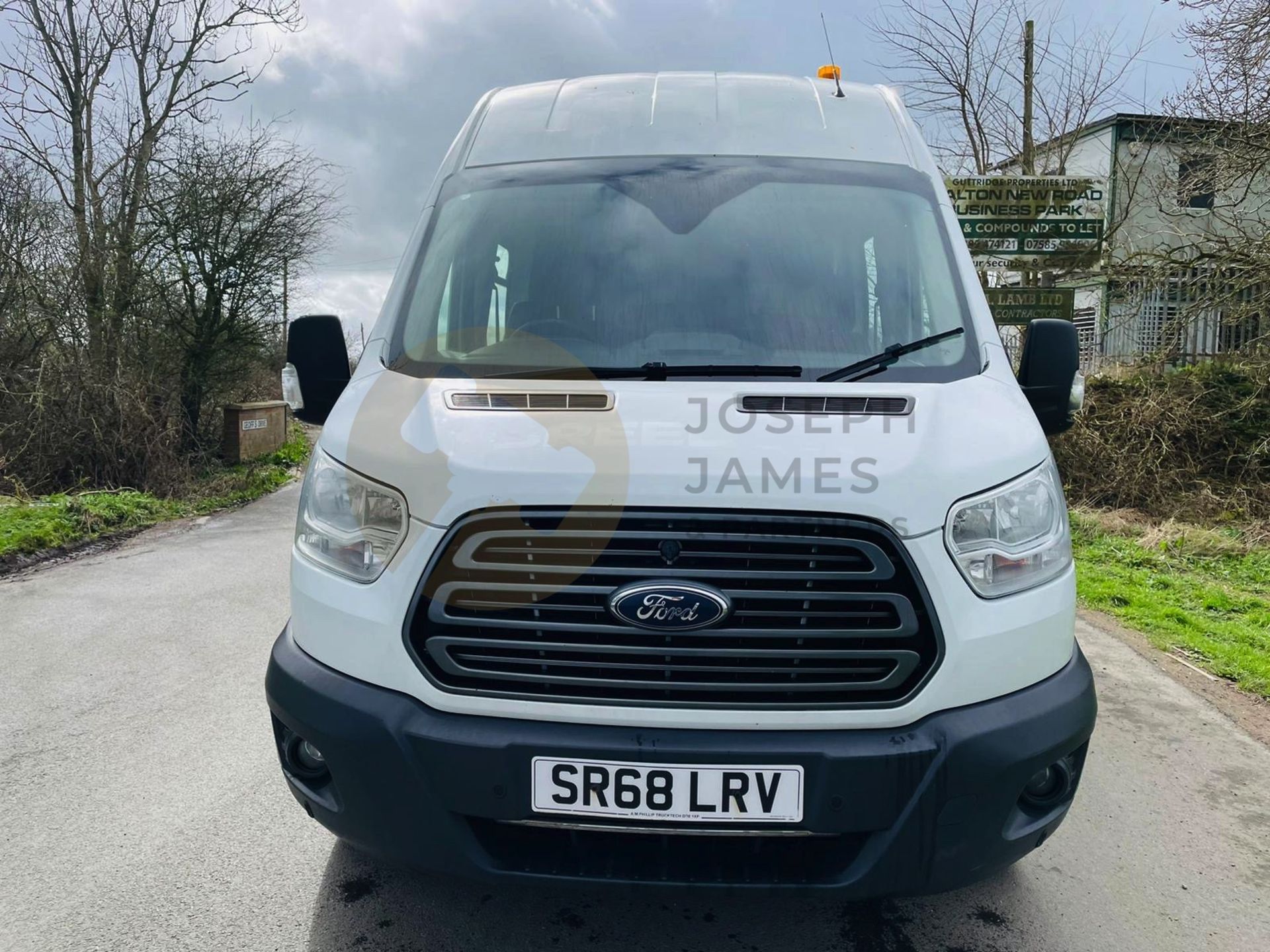 FORD TRANSIT T350 *CLARKS CONVERSION MESSING UNIT* (2019 - EURO 6) 2.0 TDCI 'ECOBLUE' *EURO 6* - Image 4 of 31