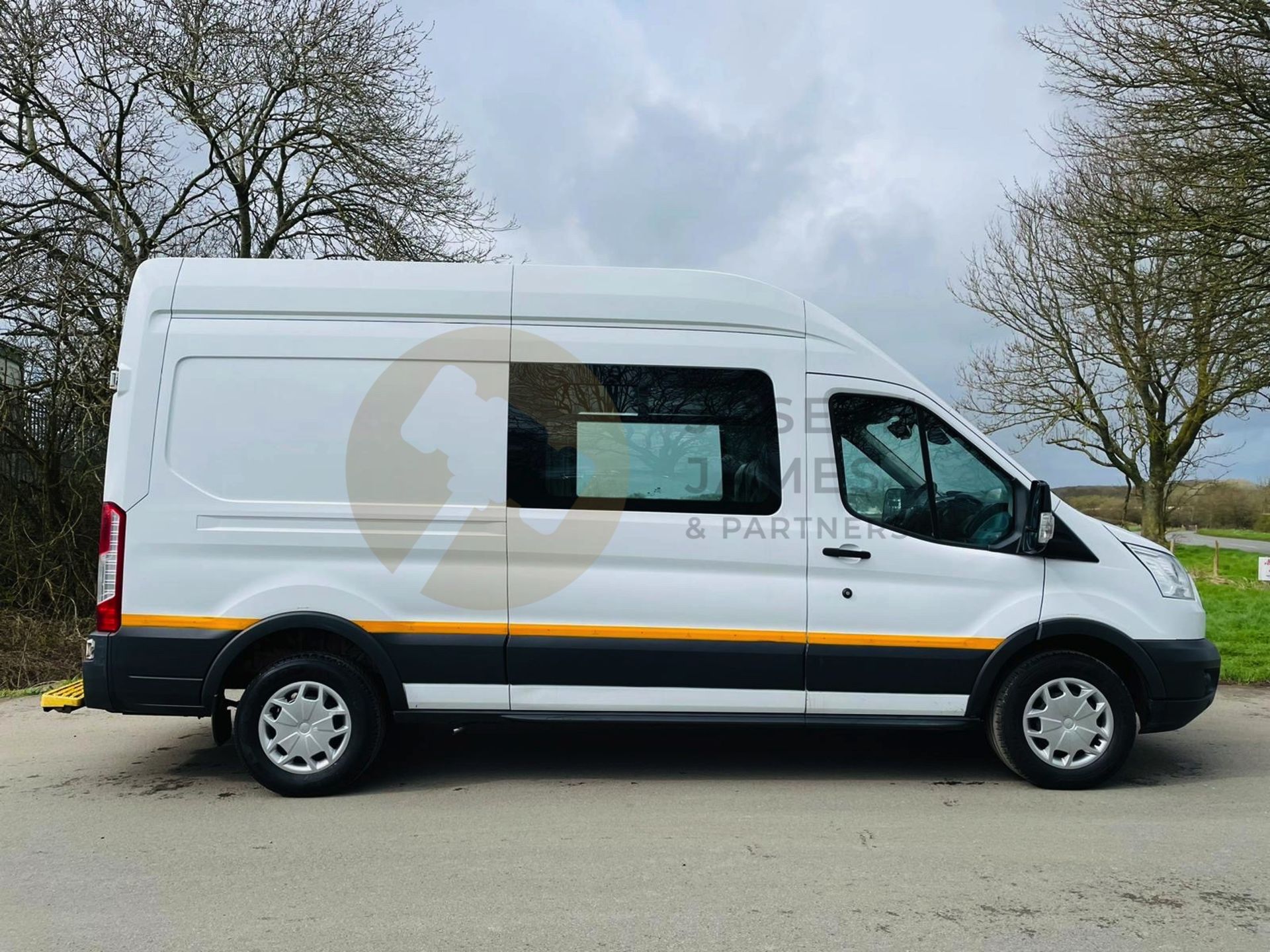 FORD TRANSIT T350 *CLARKS CONVERSION MESSING UNIT* (2019 - EURO 6) 2.0 TDCI 'ECOBLUE' *EURO 6* - Image 9 of 31
