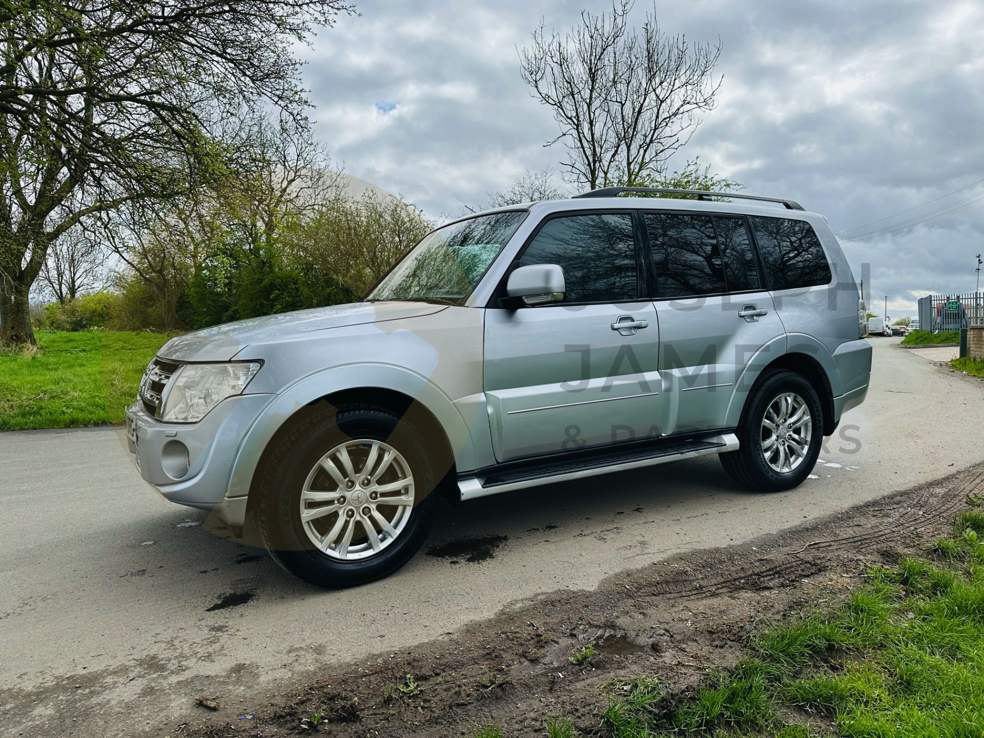 MITSUBISHI SHOGUN SG3 3.2 DI-DC *INVECS-II EDITION* AUTOMATIC - 2015 MODEL - 7 SEATER - SAT NAV!!! - Image 5 of 40