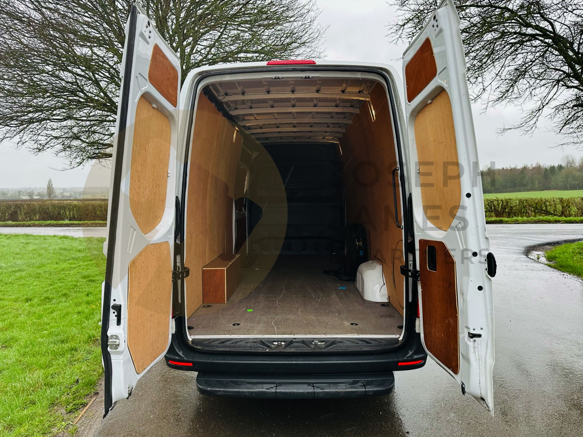 (ON SALE ) MERCEDES-BENZ SPRINTER 315 CDI *PROGRESSIVE* LWB HI-ROOF (2021 - FACELIFT MODEL) - Image 11 of 29