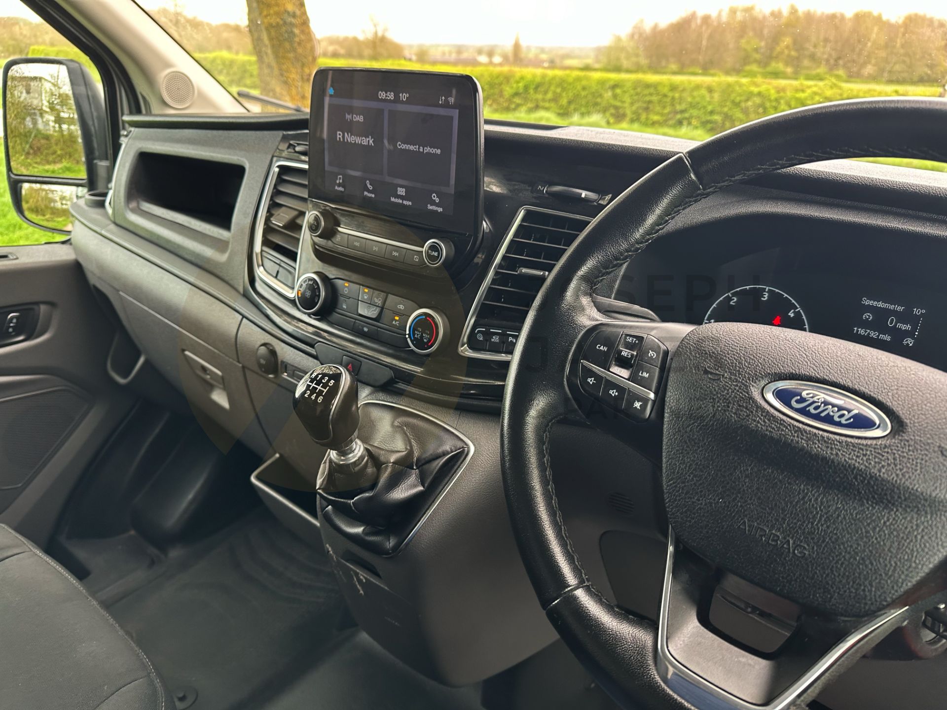 FORD TRANSIT *L4 XLWB HI-ROOF* LIMITED EDITION (2022 - FACELIFT) 2.0 TDCI 'ECOBLUE' HYBRID *EURO 6* - Image 41 of 48