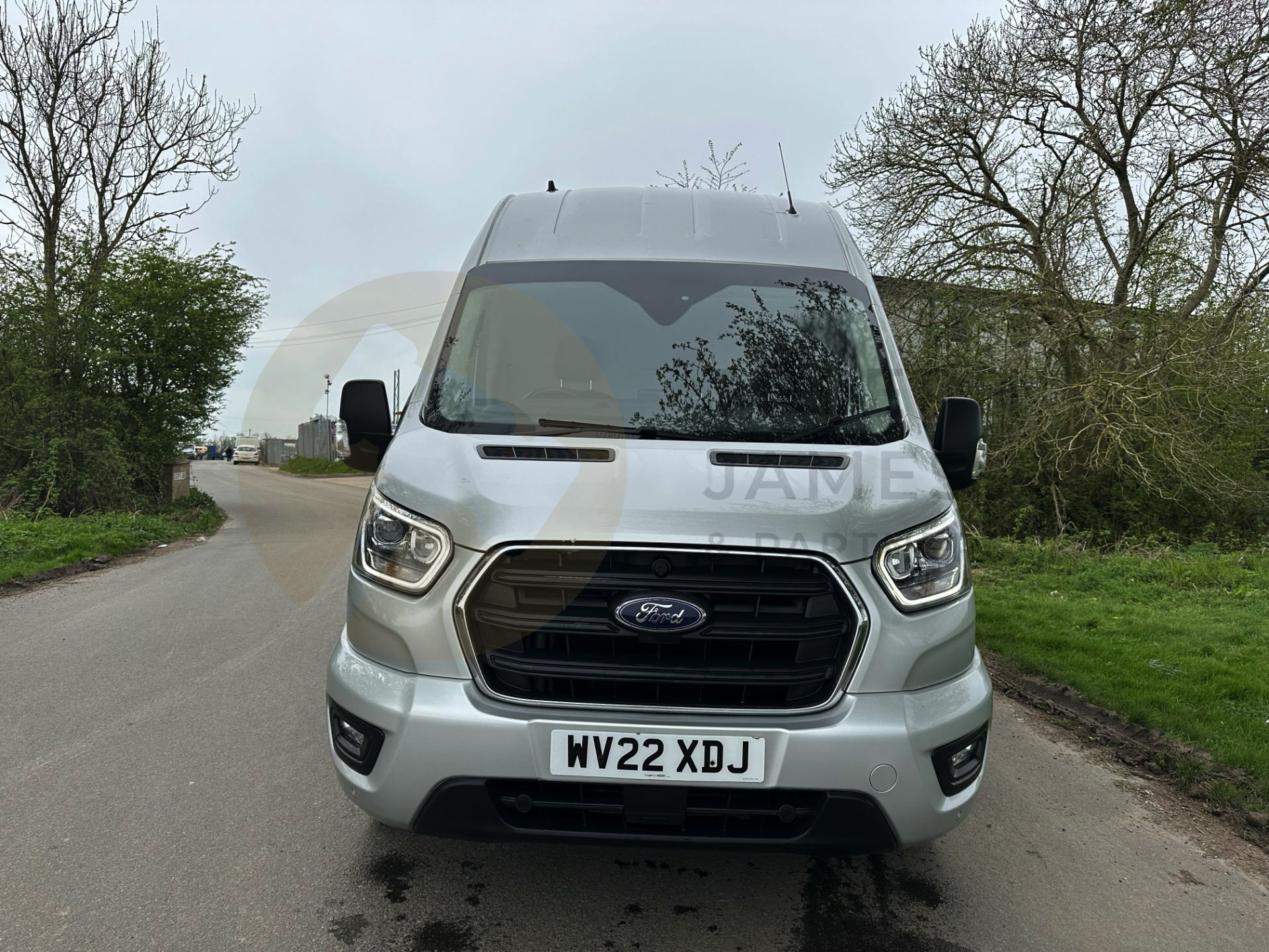 FORD TRANSIT *L4 XLWB HI-ROOF* LIMITED EDITION (2022 - FACELIFT) 2.0 TDCI 'ECOBLUE' HYBRID *EURO 6* - Image 4 of 48