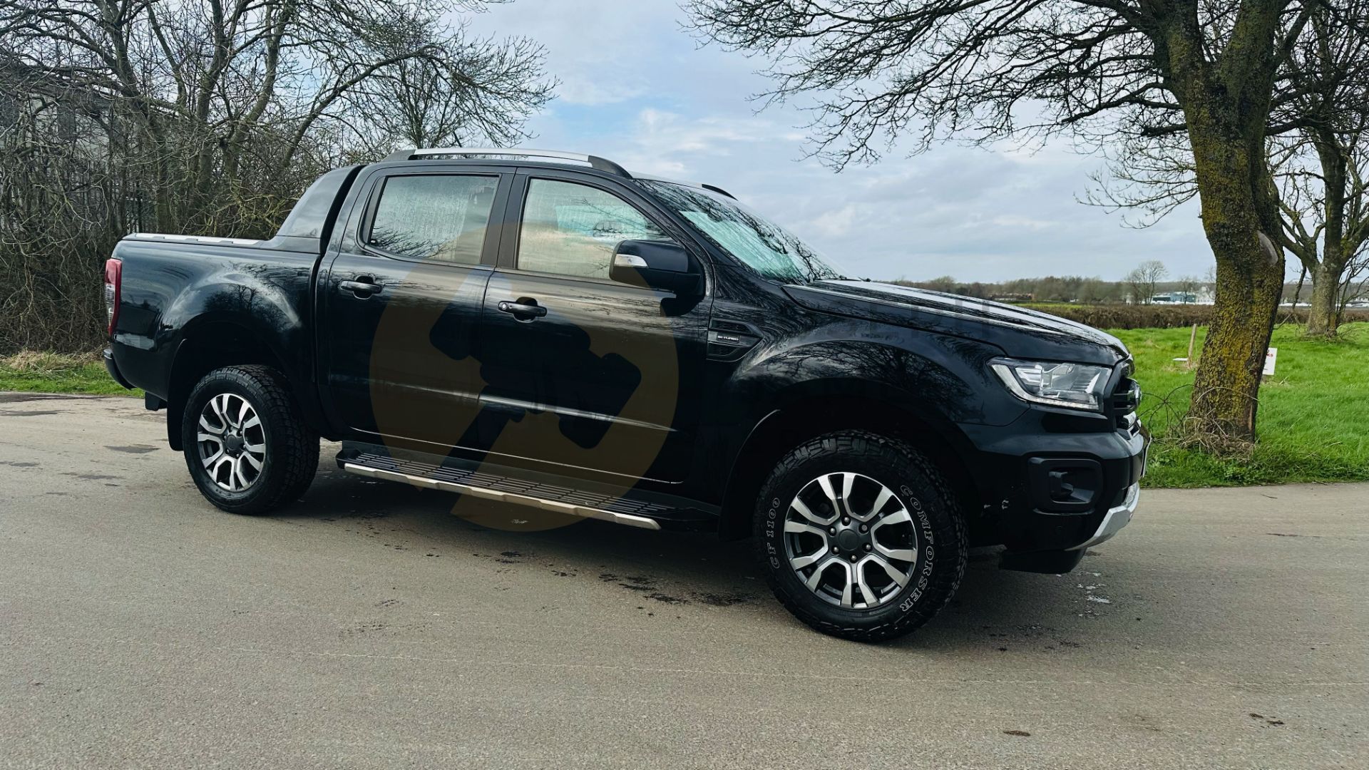 FORD RANGER *WILDTRAK* DOUBLE CAB PICK-UP (2020 - FACELIFT MODEL) 2.0 TDCI 'ECOBLUE' - 10 SPEED AUTO - Image 2 of 45