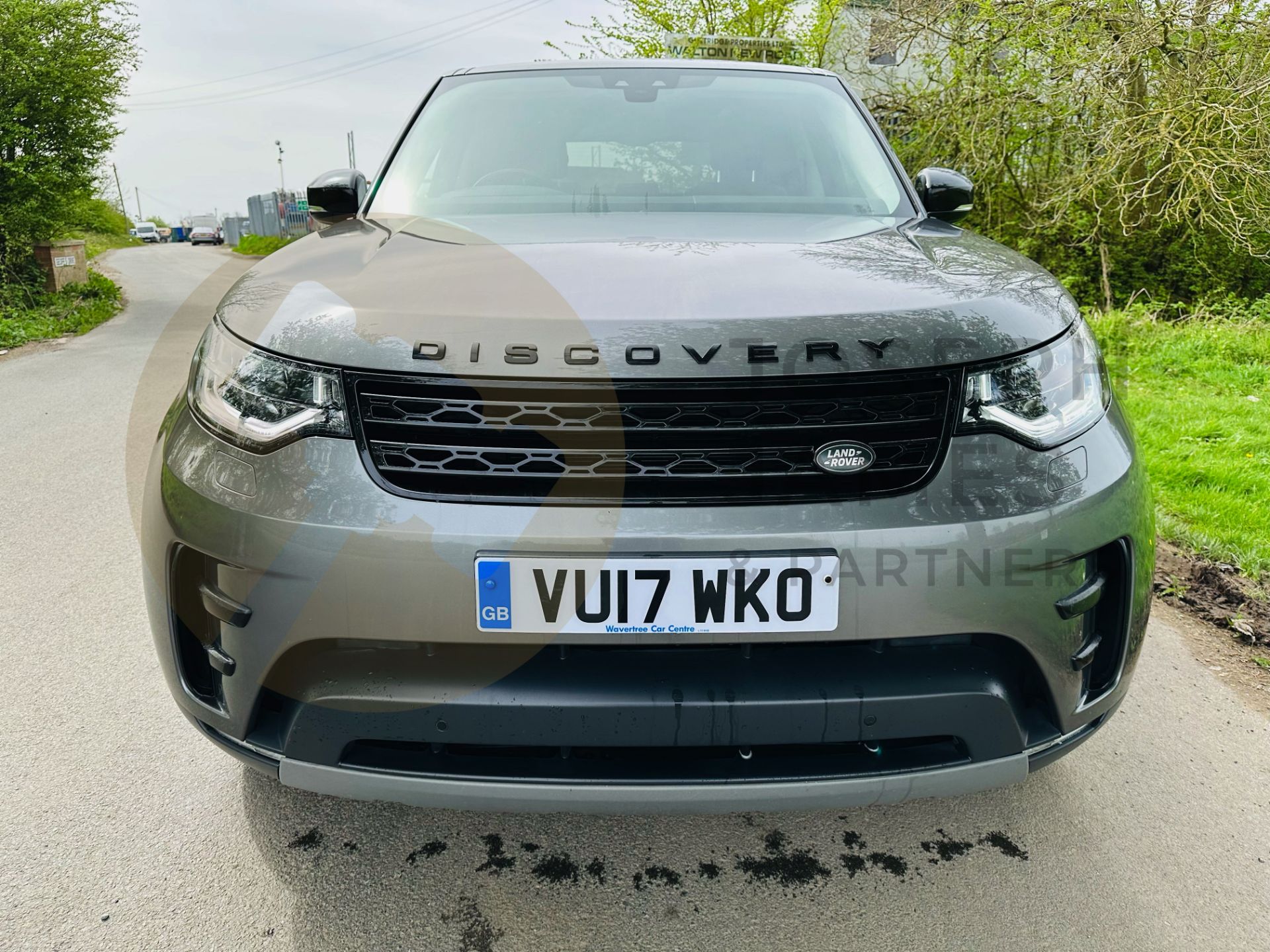 (On Sale) LAND ROVER DISCOVERY *HSE EDITION* AUTOMATIC (2017) 7 SEATER-ONLY 89K MILES - FULLY LOADED - Image 4 of 48