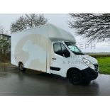 RENAULT MASTER 2.3 CDI (135BHP) LWB LOW LOADER LUTON BOX VAN - 18 REG - AIR CON - LONG AND HIGH BODY