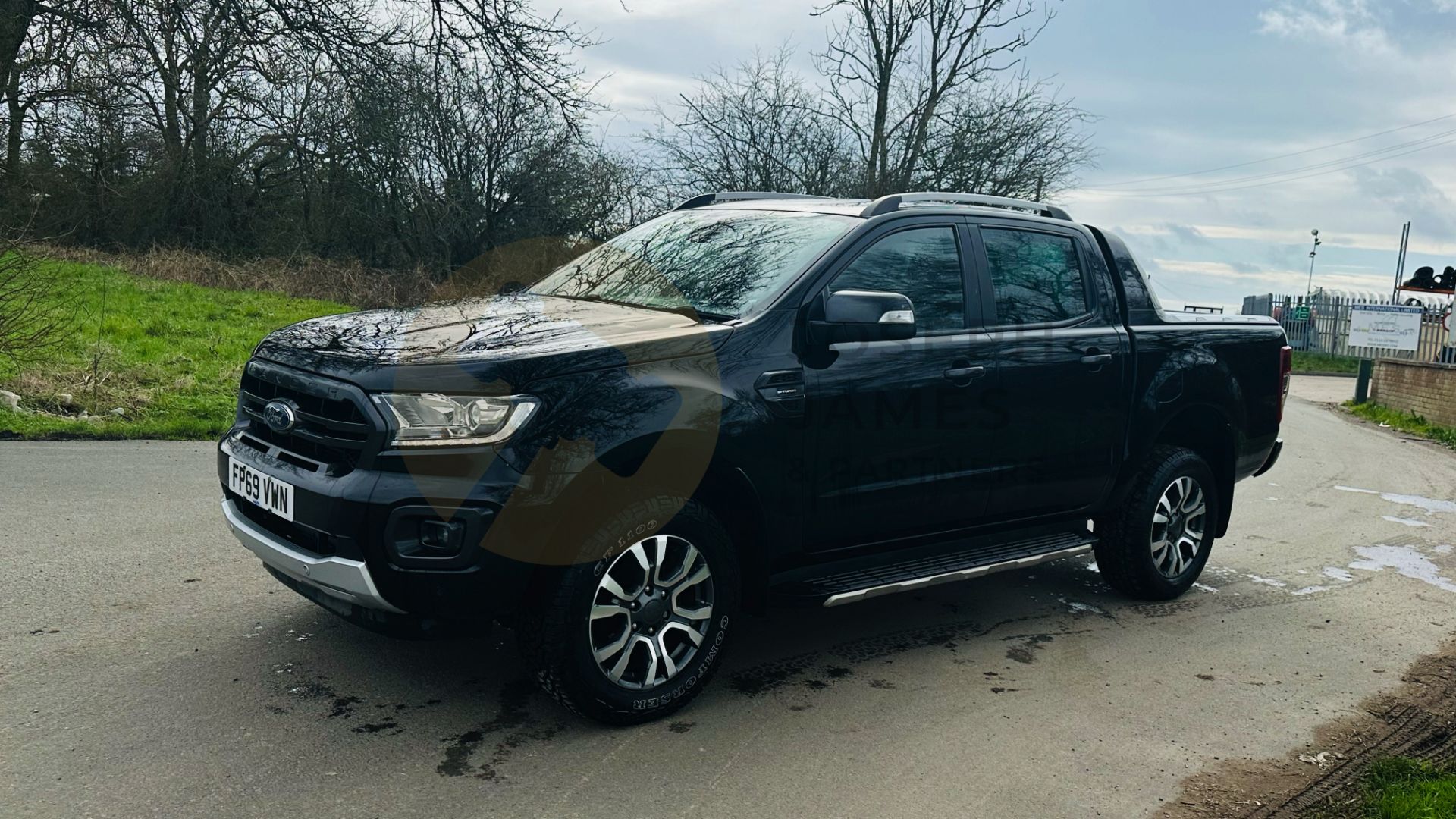 FORD RANGER *WILDTRAK* DOUBLE CAB PICK-UP (2020 - FACELIFT MODEL) 2.0 TDCI 'ECOBLUE' - 10 SPEED AUTO - Bild 6 aus 45