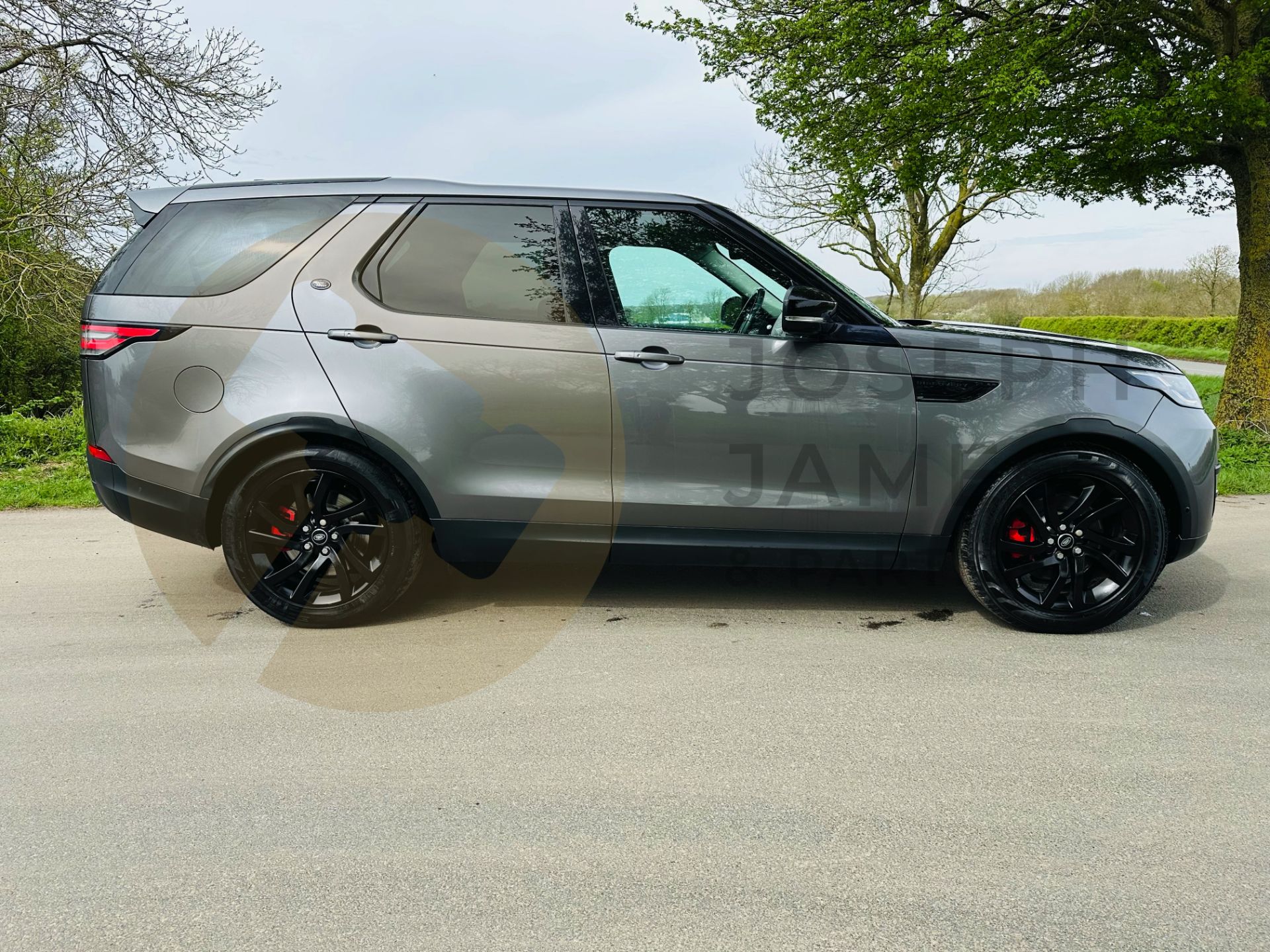 (On Sale) LAND ROVER DISCOVERY *HSE EDITION* AUTOMATIC (2017) 7 SEATER-ONLY 89K MILES - FULLY LOADED - Image 14 of 48