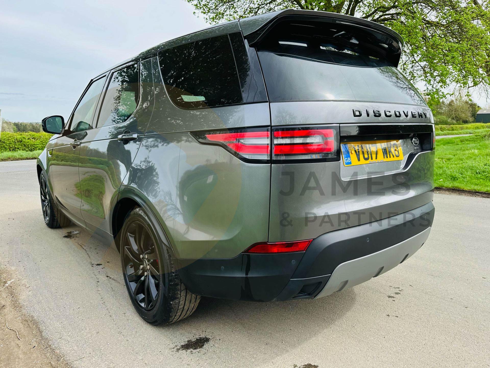 (On Sale) LAND ROVER DISCOVERY *HSE EDITION* AUTOMATIC (2017) 7 SEATER-ONLY 89K MILES - FULLY LOADED - Bild 10 aus 48