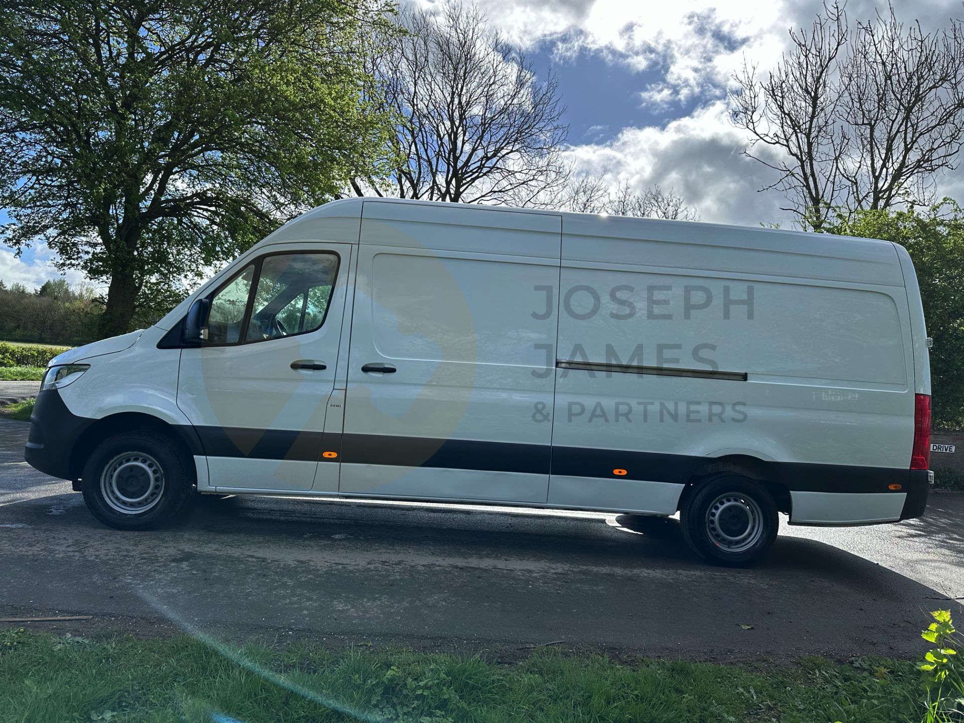 MERCEDES-BENZ SPRINTER 315 CDI *PROGRESSIVE* LWB HI-ROOF (2023 NEW FACELIFT MODEL) *EURO 6 / U-LEZ* - Image 8 of 43