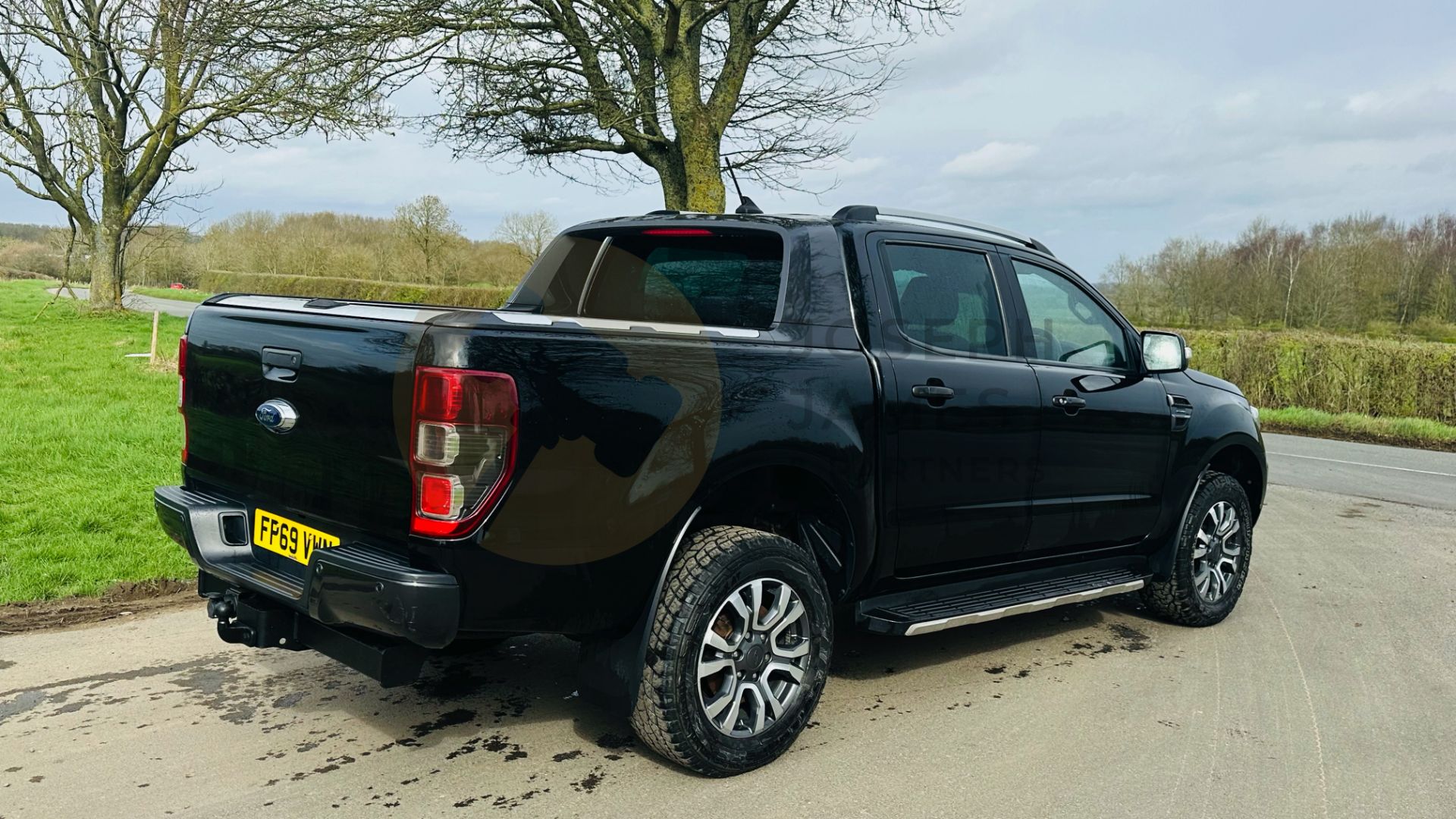 FORD RANGER *WILDTRAK* DOUBLE CAB PICK-UP (2020 - FACELIFT MODEL) 2.0 TDCI 'ECOBLUE' - 10 SPEED AUTO - Bild 12 aus 45