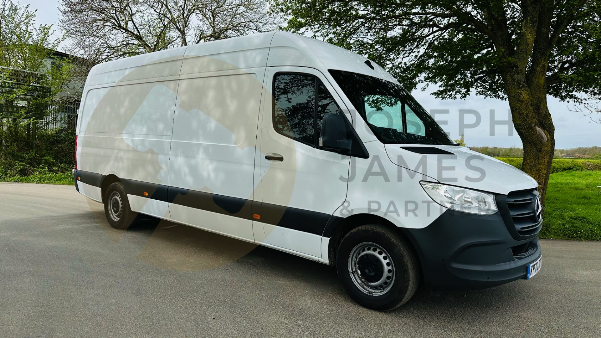 MERCEDES SPRINTER 315CDI PROGRESSIVE LWB / HI TOP (2021 MODEL) EURO 6 (147BHP) CRUISE - DAB - Image 3 of 39