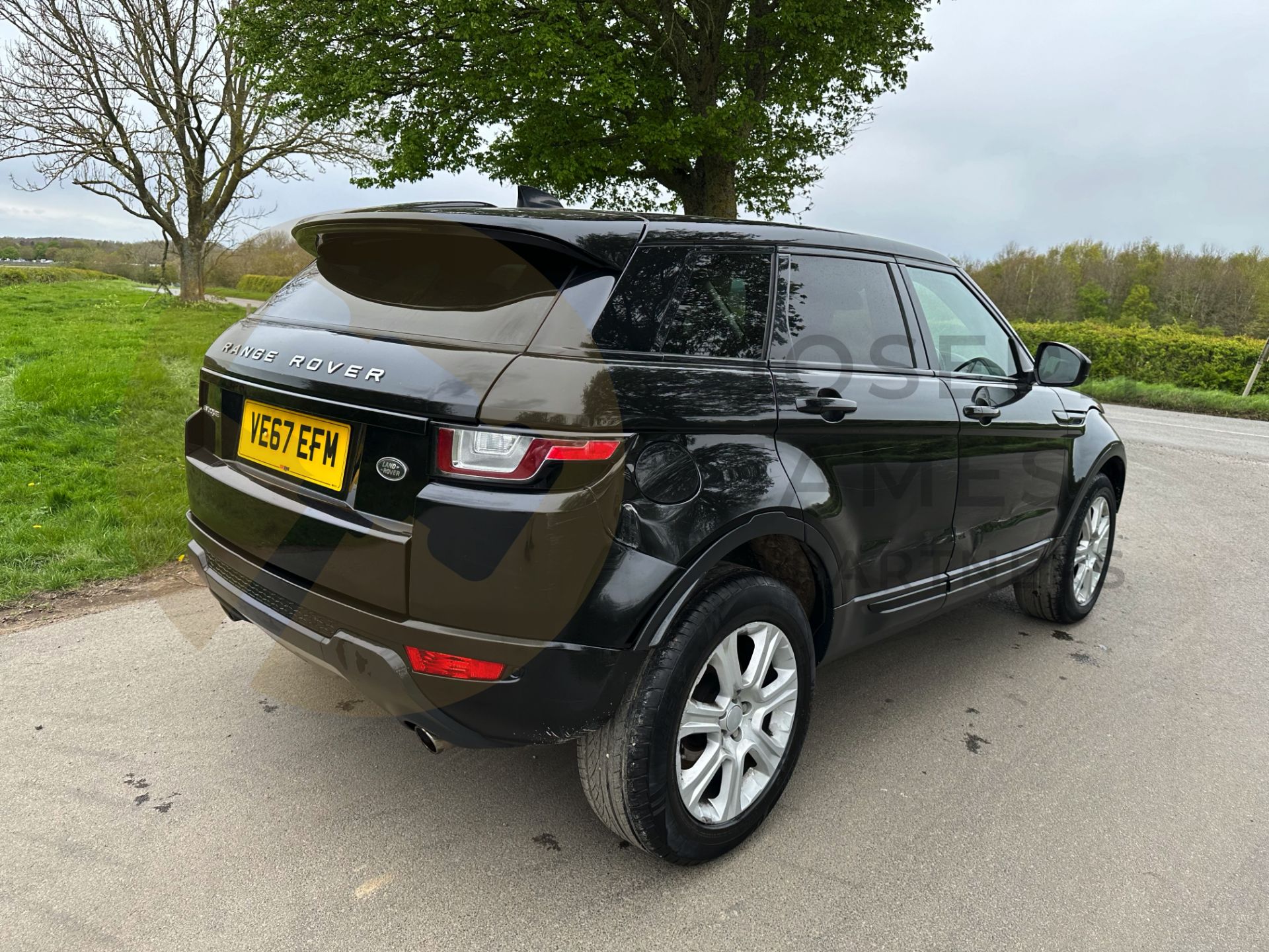 (On Sale) RANGE ROVER EVOQUE *SE TECH* 5 DOOR SUV (67 REG - EURO 6) 2.0 TD4 - 180 BHP - AUTOMATIC - Bild 12 aus 48