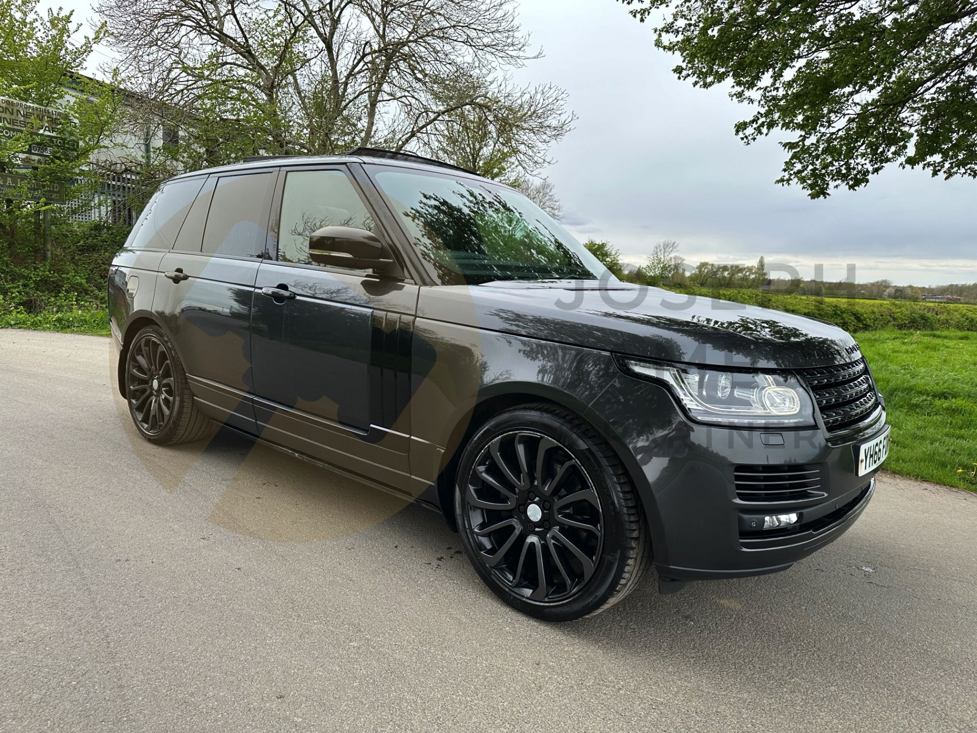 RANGE ROVER VOGUE *AUTOBIOGRAPHY* SUV (2017 - EURO 6) 3.0 TDV6 - AUTOMATIC *ULTIMATE SPEC* (NO VAT) - Bild 3 aus 63