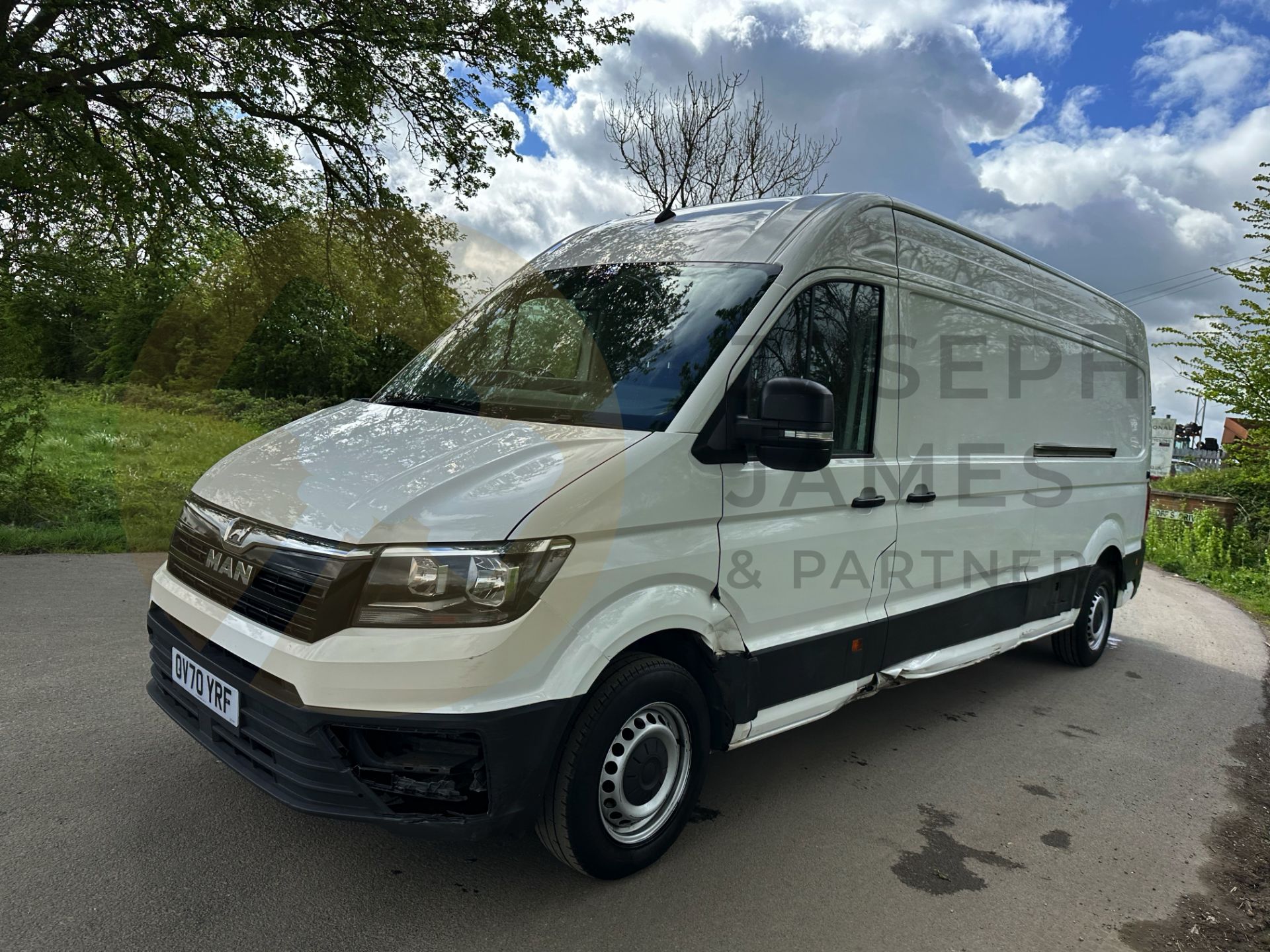 MAN TGE 3.140 2.0TDI (140) LWB (2021 MODEL) 6 SPEED - ELEC PACK - 3 SEATER - EURO 6 - 1 OWNER - Image 6 of 35