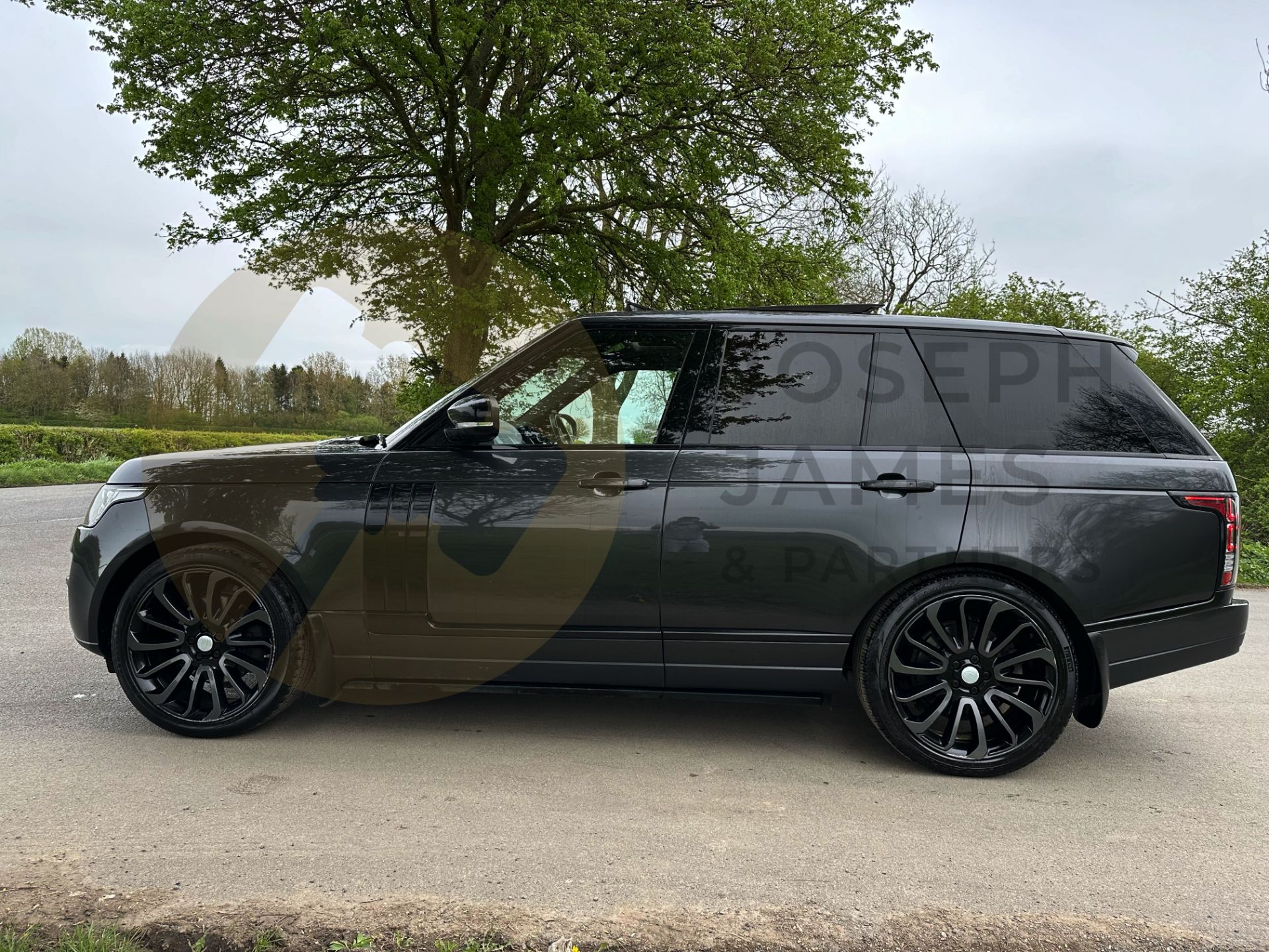 RANGE ROVER VOGUE *AUTOBIOGRAPHY* SUV (2017 - EURO 6) 3.0 TDV6 - AUTOMATIC *ULTIMATE SPEC* (NO VAT) - Image 8 of 63