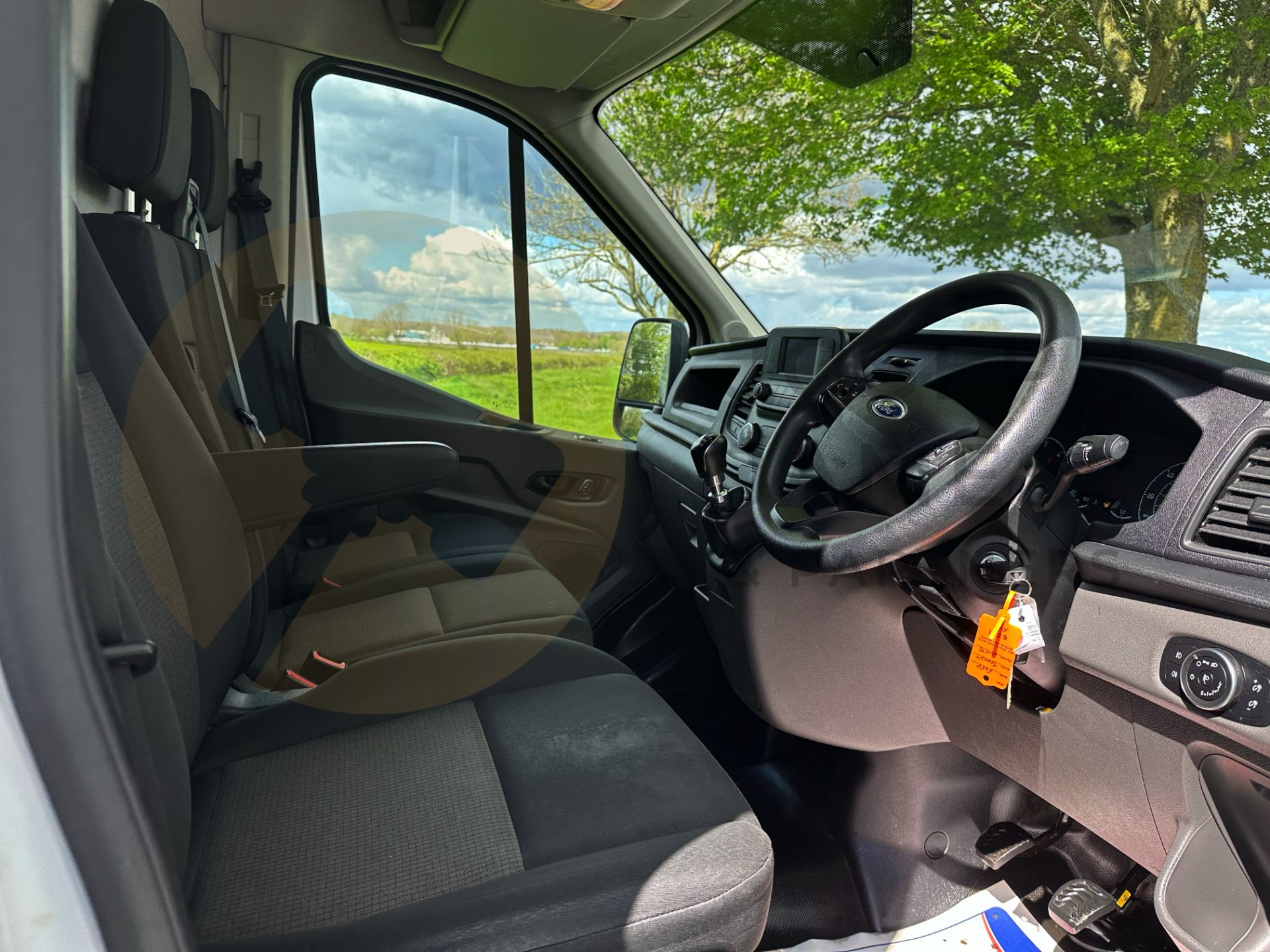 FORD TRANSIT 130 T350 *LEADER EDITION* LWB HI-ROOF (2022 FACELIFT MODEL) 2.0 TDCI 'ECOBLUE' *EURO 6* - Bild 30 aus 43