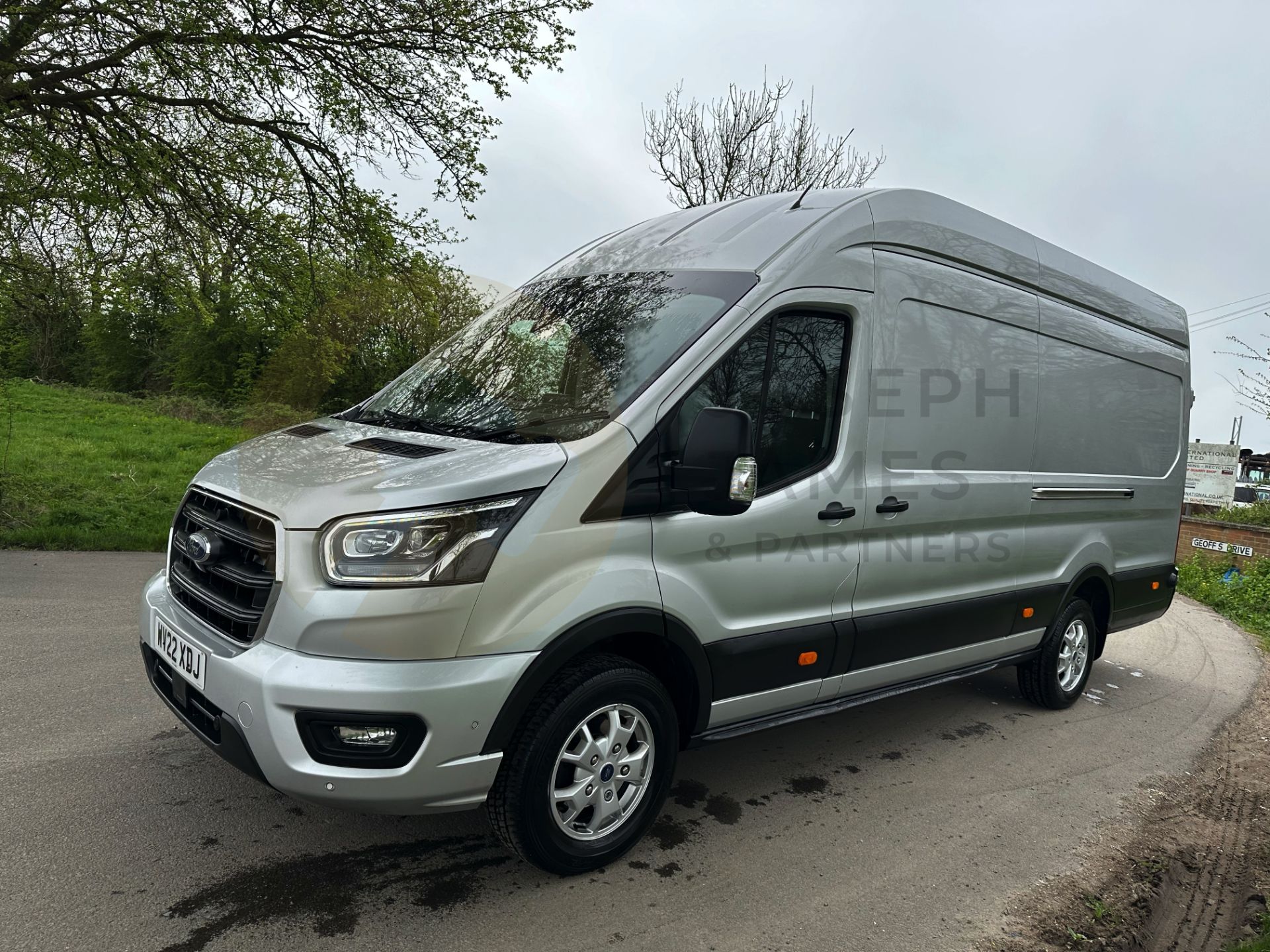 FORD TRANSIT *L4 XLWB HI-ROOF* LIMITED EDITION (2022 - FACELIFT) 2.0 TDCI 'ECOBLUE' HYBRID *EURO 6* - Bild 6 aus 48