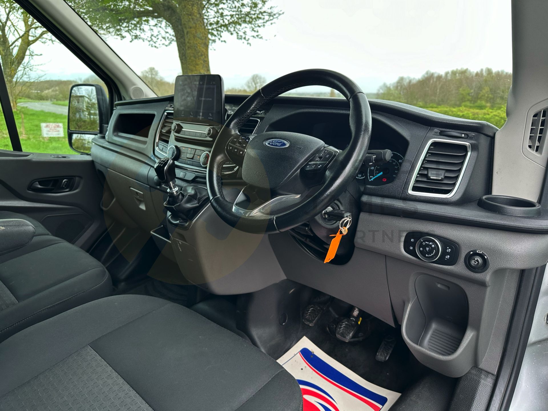 FORD TRANSIT *L4 XLWB HI-ROOF* LIMITED EDITION (2022 - FACELIFT) 2.0 TDCI 'ECOBLUE' HYBRID *EURO 6* - Image 36 of 48