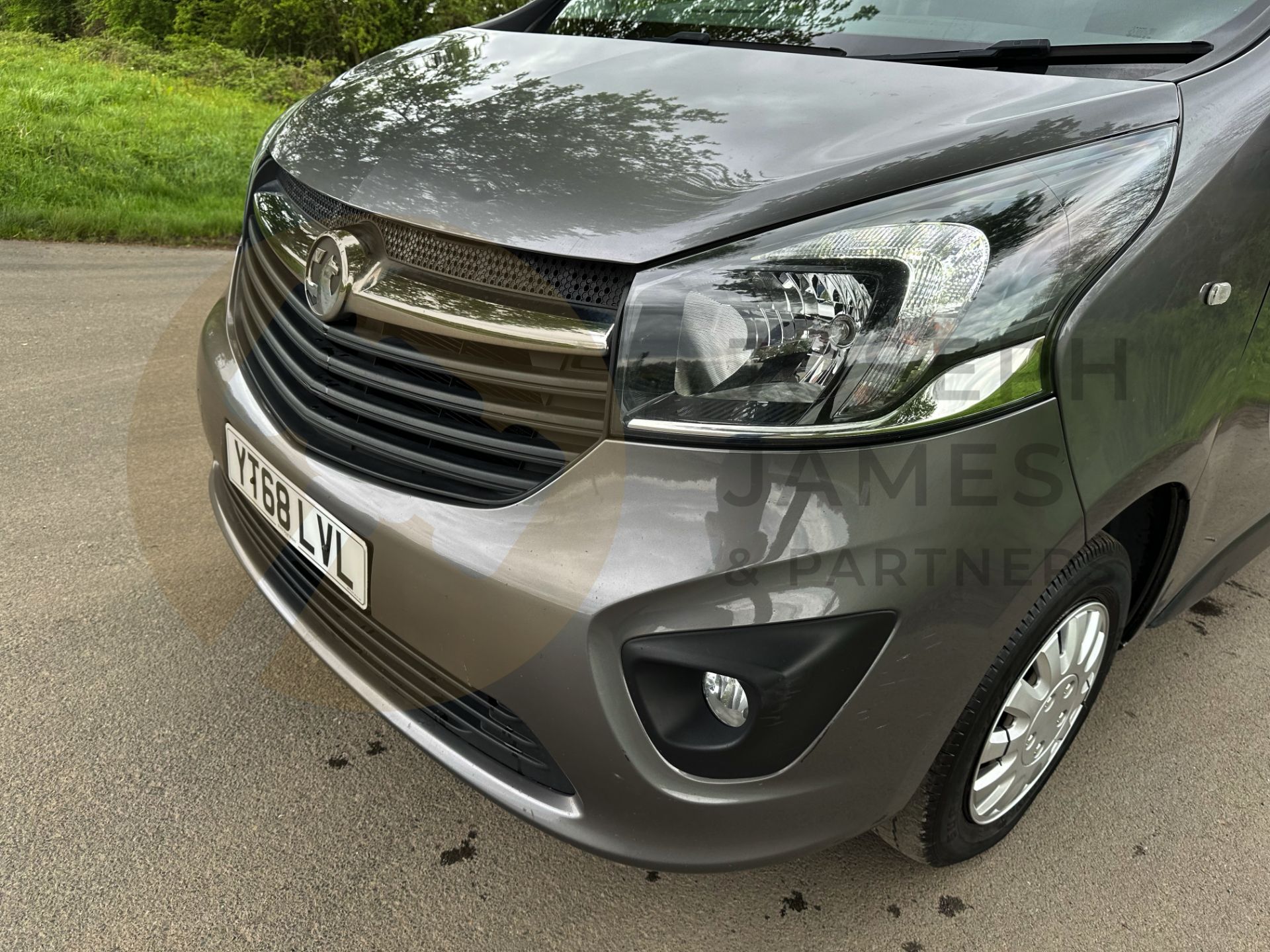 ON SALE VAUXHALL VIVARO "SPORTIVE" LWB 1.6CDTI (120) - 2019 MODEL - 1 OWNER - AIR CON - LOOK - Image 16 of 39