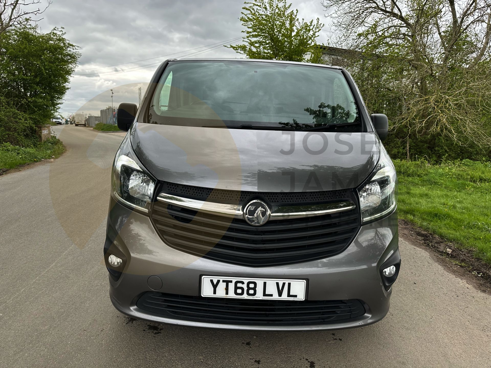 ON SALE VAUXHALL VIVARO "SPORTIVE" LWB 1.6CDTI (120) - 2019 MODEL - 1 OWNER - AIR CON - LOOK - Image 4 of 39