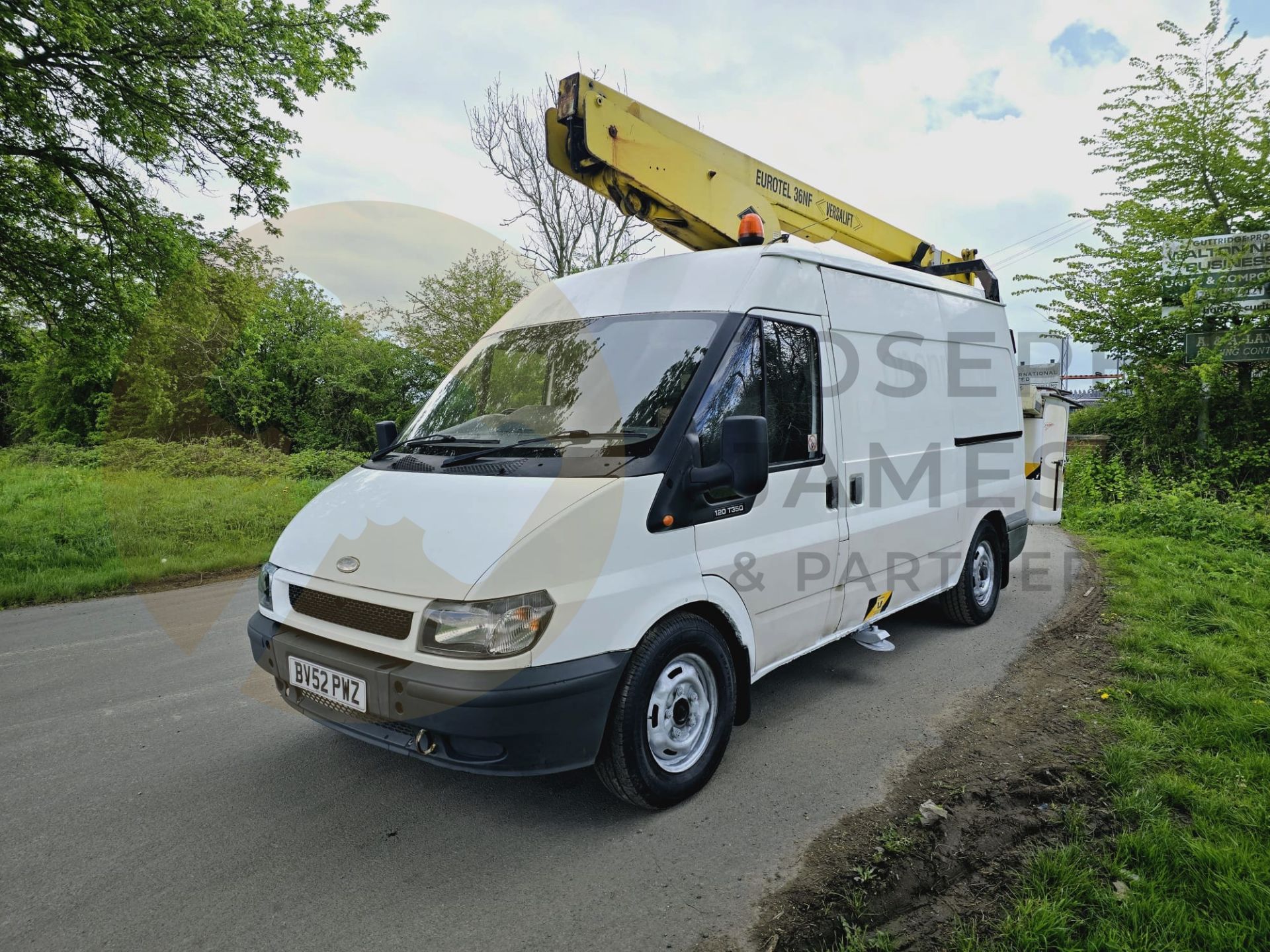 (ON SALE) FORD TRANSIT 2.4 TDCI *CHERRY PICKER* - 1 OWNER - JUST OFF CONTRACT - VERY RARE - Image 4 of 27