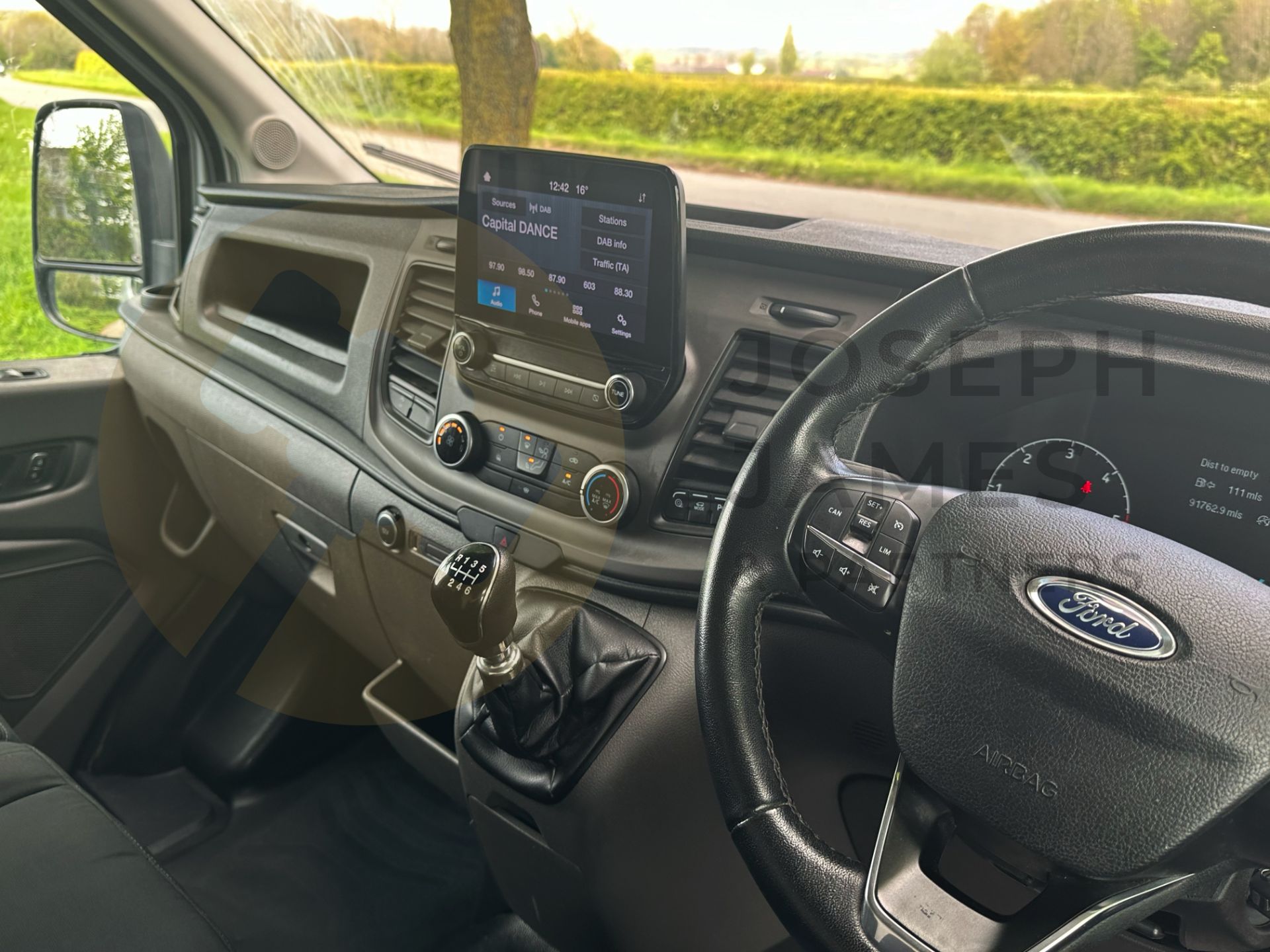 FORD TRANSIT 130 T350 *TREND EDITION* LWB HI-ROOF (2021 FACELIFT MODEL) 2.0 TDCI 'ECOBLUE' *EURO 6* - Image 32 of 42