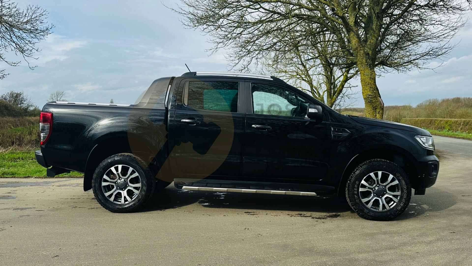 FORD RANGER *WILDTRAK* DOUBLE CAB PICK-UP (2020 - FACELIFT MODEL) 2.0 TDCI 'ECOBLUE' - 10 SPEED AUTO - Image 14 of 45