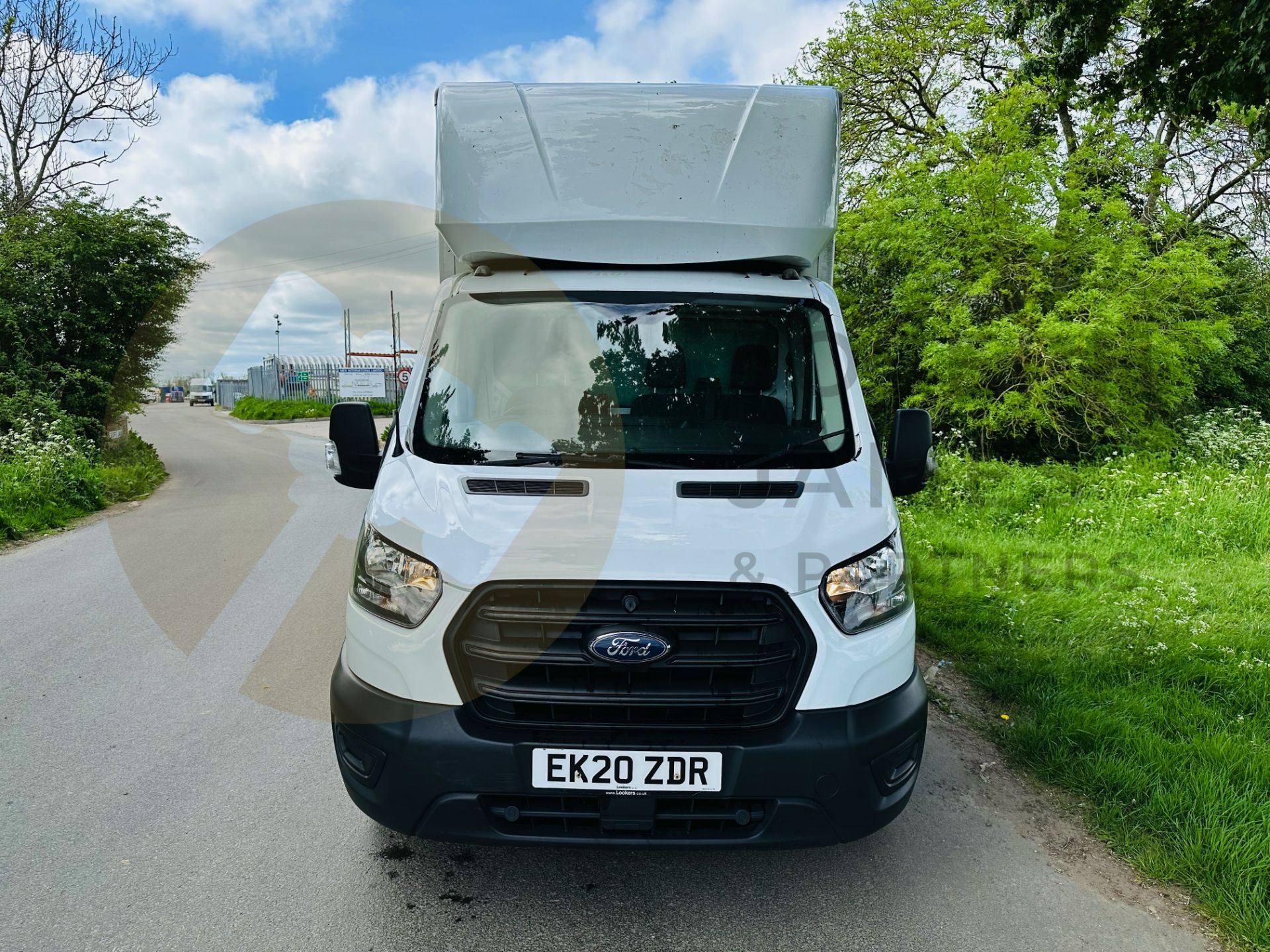 FORD TRANSIT 130 T350 *LUTON / BOX VAN* (2020 - EURO 6) 2.0 TDCI 'ECOBLUE' *LEADER EDITION* - Image 3 of 28