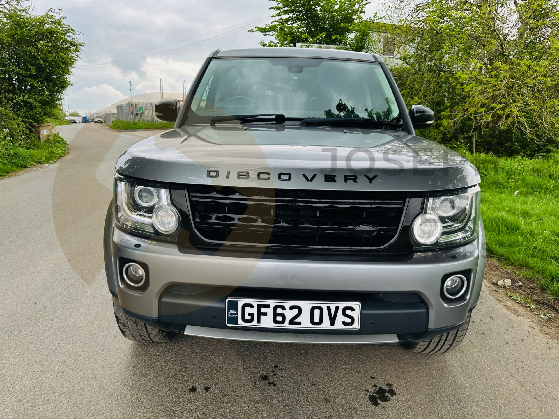 (ON SALE) LAND ROVER DISCOVERY XS 3.0 SDV6 AUTOMATIC - 2013 MODEL - SATELLITE NAVIGATION - NO VAT - Image 3 of 42