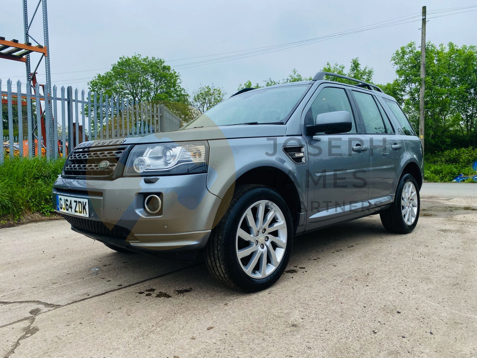 LAND ROVER FREELANDER 2.2 TD4 *SE TECH EDTION* - 64 REG - *9x SERVICE HISTORY* - NO VAT - LOOK!!! - Image 4 of 27