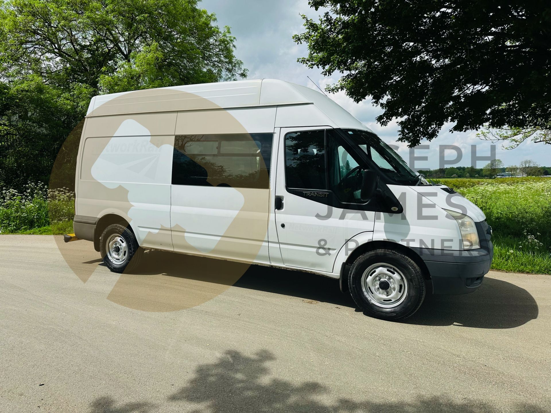 FORD TRANSIT 100 T350 *LWB - MESSING UNIT / SITE VAN* (2012) 2.2 TDCI - 6 SPEED *CLARKS CONVERSION*