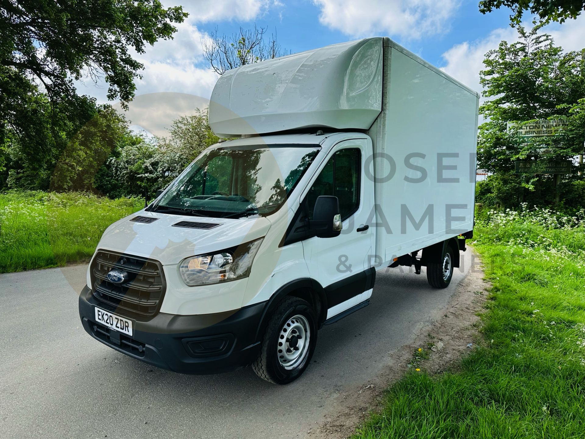 FORD TRANSIT 130 T350 *LUTON / BOX VAN* (2020 - EURO 6) 2.0 TDCI 'ECOBLUE' *LEADER EDITION* - Image 4 of 28