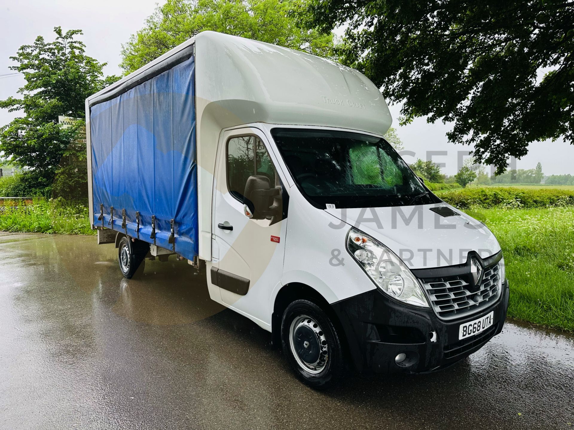 (ON SALE) RENAULT MASTER LL35 *LWB - CURTAIN SIDE / LUTON BOX VAN* (2019 - EURO 6) 2.3 DCI - - Image 2 of 29