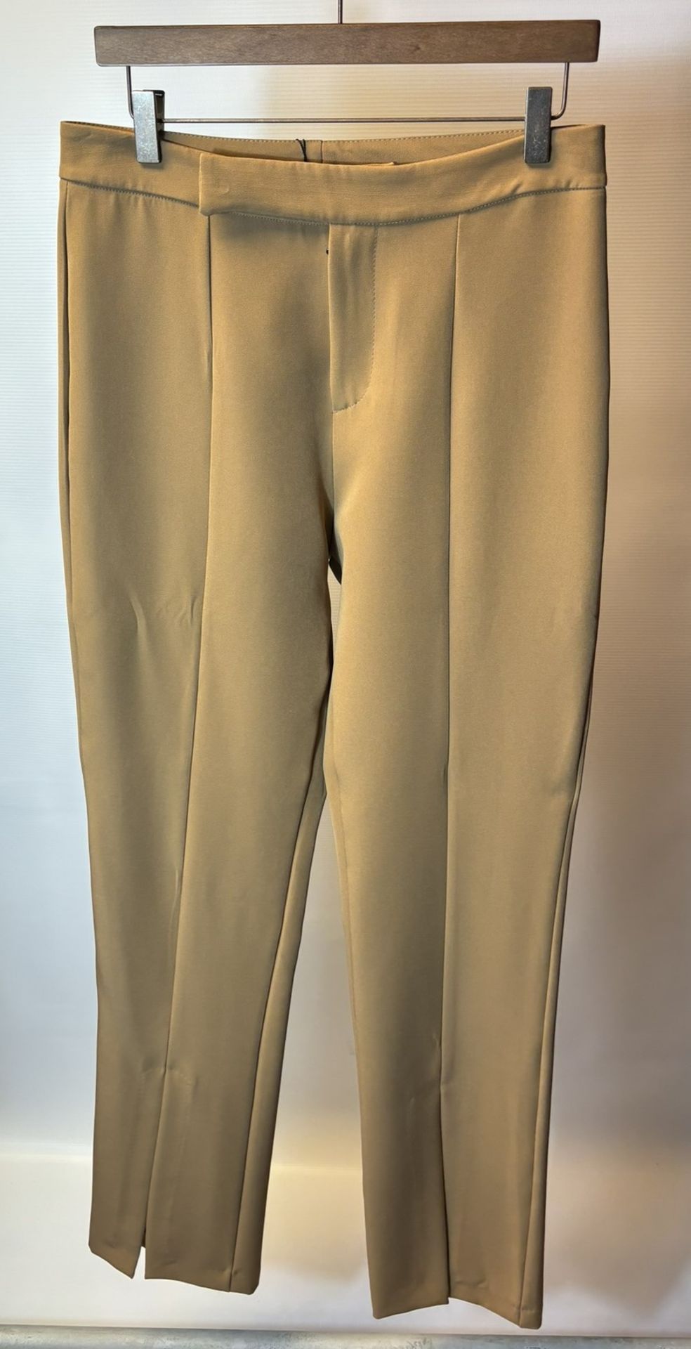 15 x Various Pairs Of Women's Trousers As Seen In Photos - Image 4 of 45