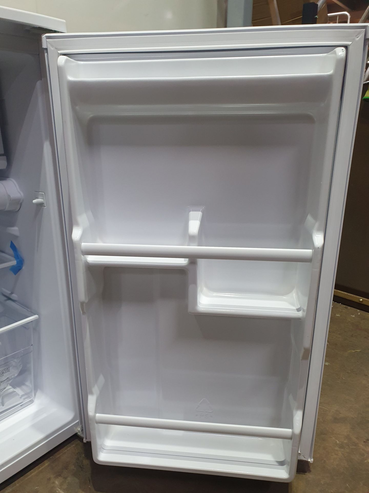 Ex-Display White Knight DAF150H 50cm Wide Under Counter Fridge with Icebox - Image 3 of 7