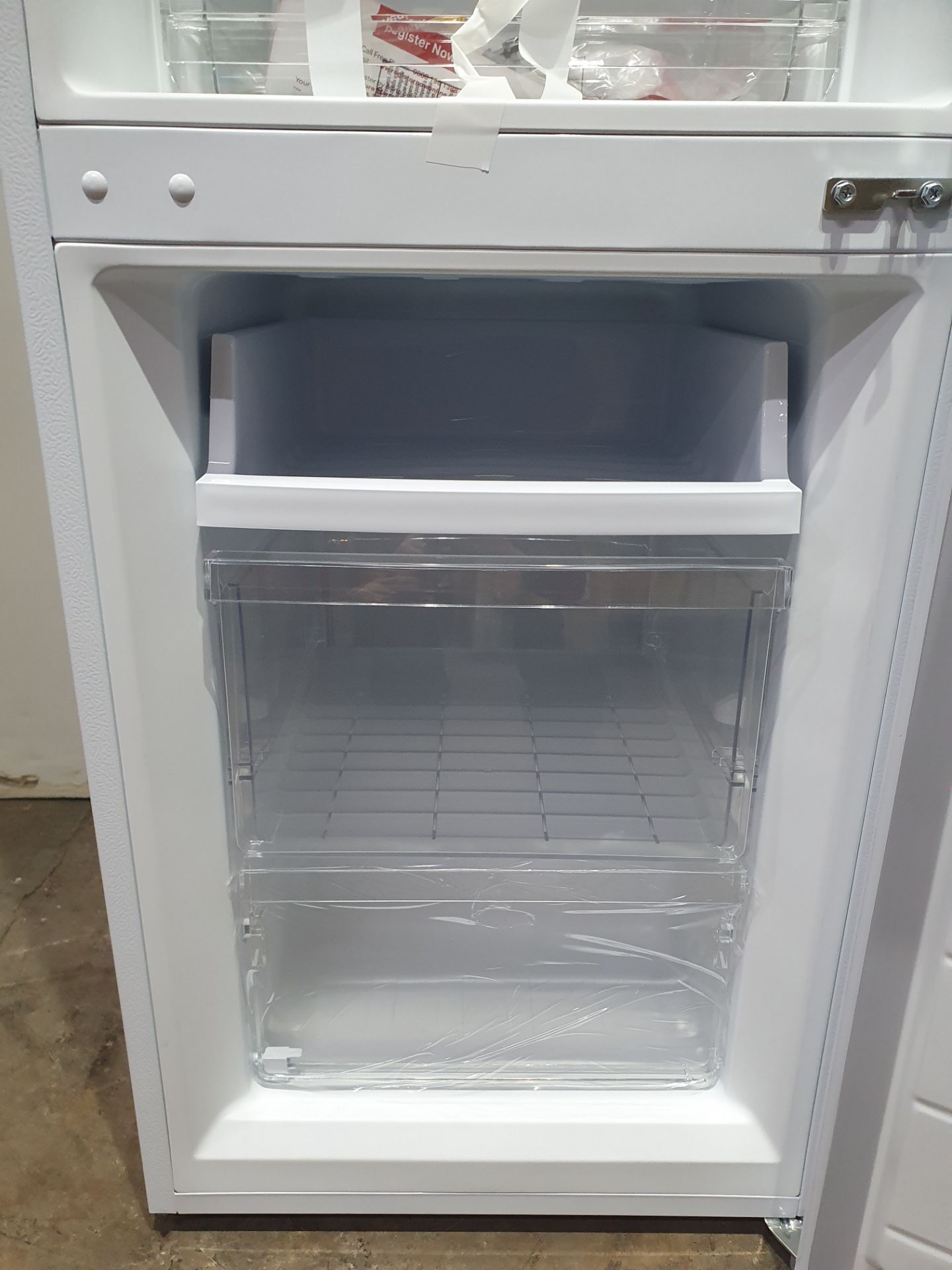 Ex-Display Montpellier MS150W Low Frost Fridge Freezer in White - Image 5 of 12