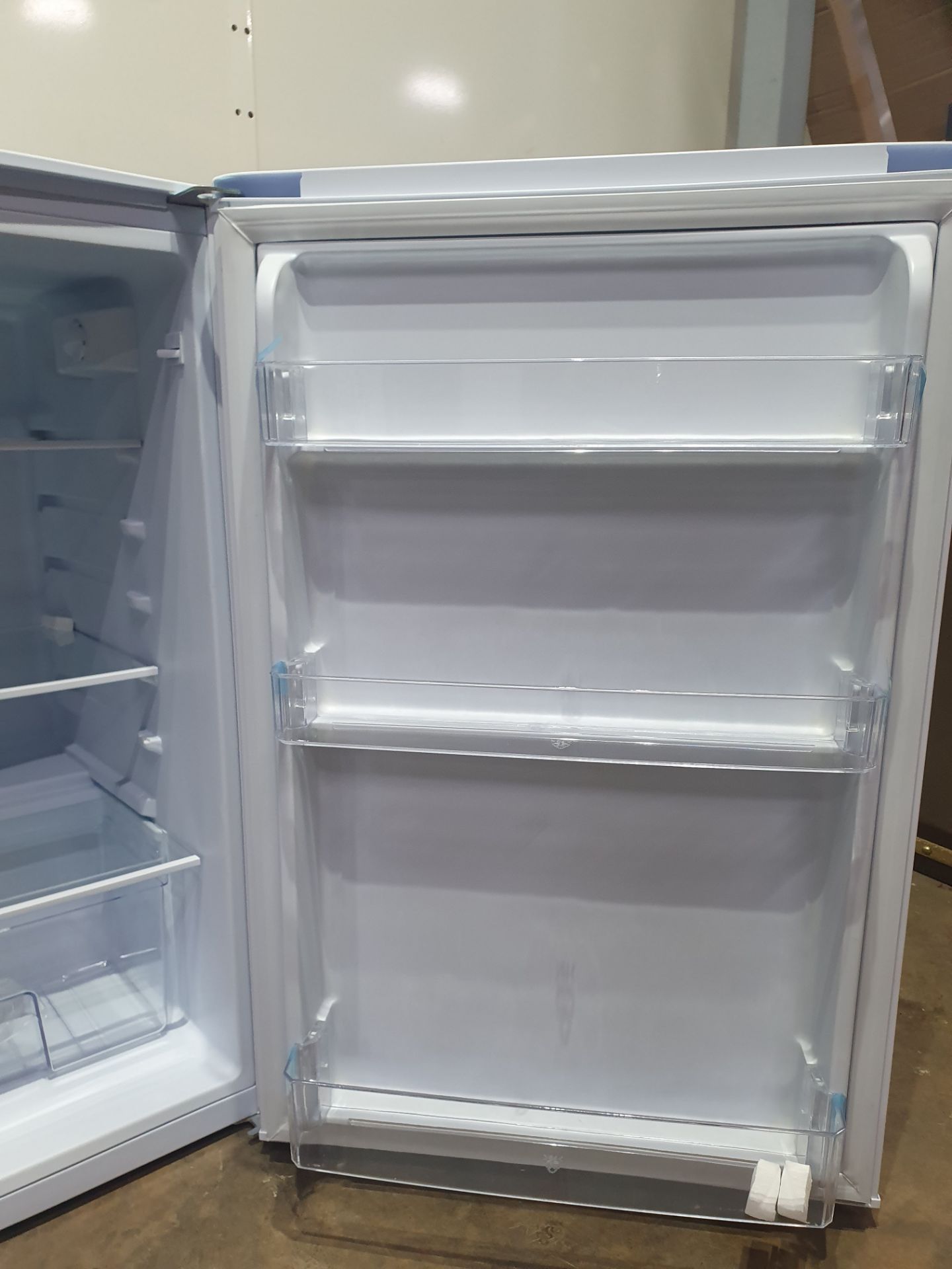 Ex-Display SIA Freestanding Under Counter Larder Fridge White SLF55WH - Image 3 of 6