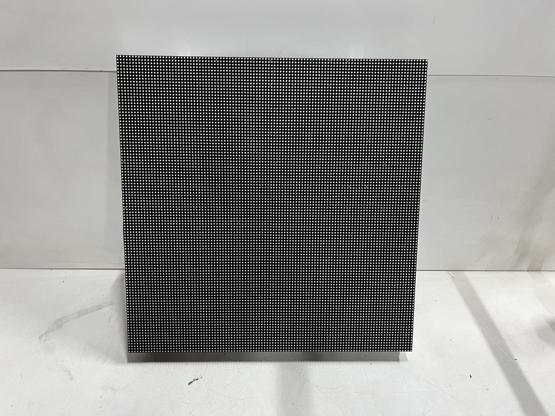 Approximately 255 x LED Panels w/ Flight Cases - See Description - Bild 10 aus 12