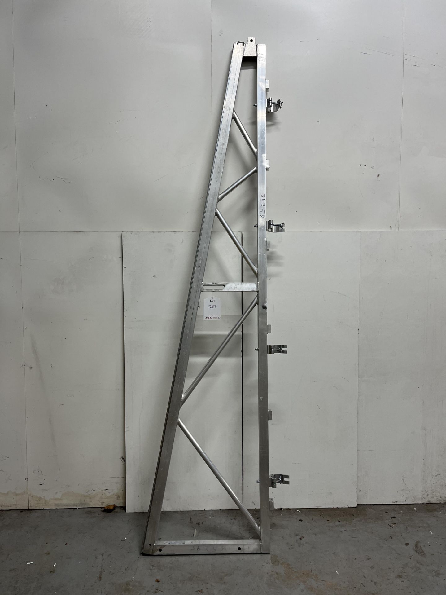 4 x Total Solutions L1 Sloping Ladder