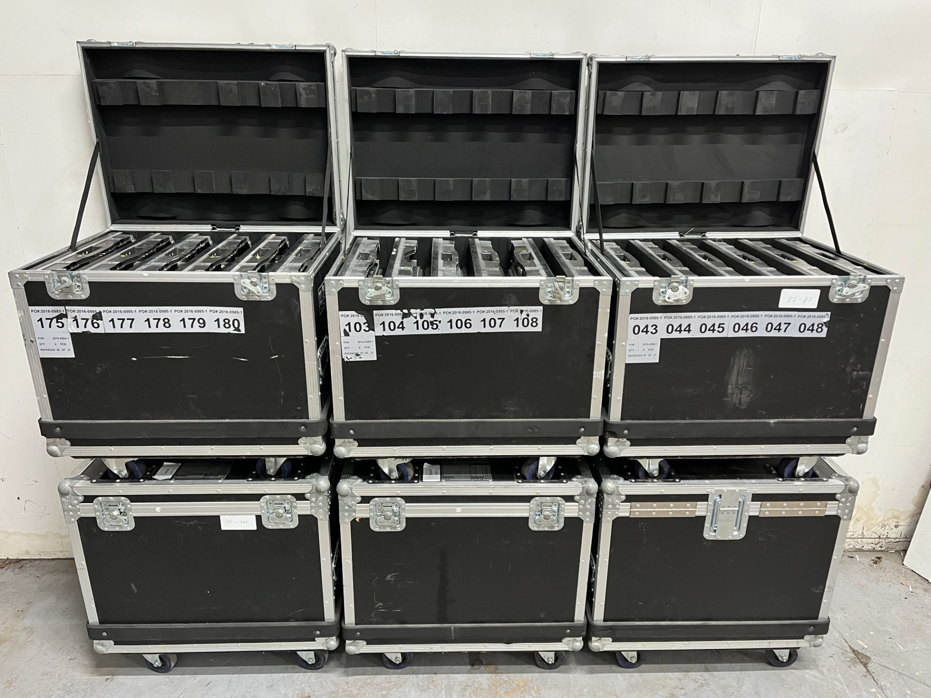 Approximately 255 x LED Panels w/ Flight Cases - See Description - Bild 2 aus 12