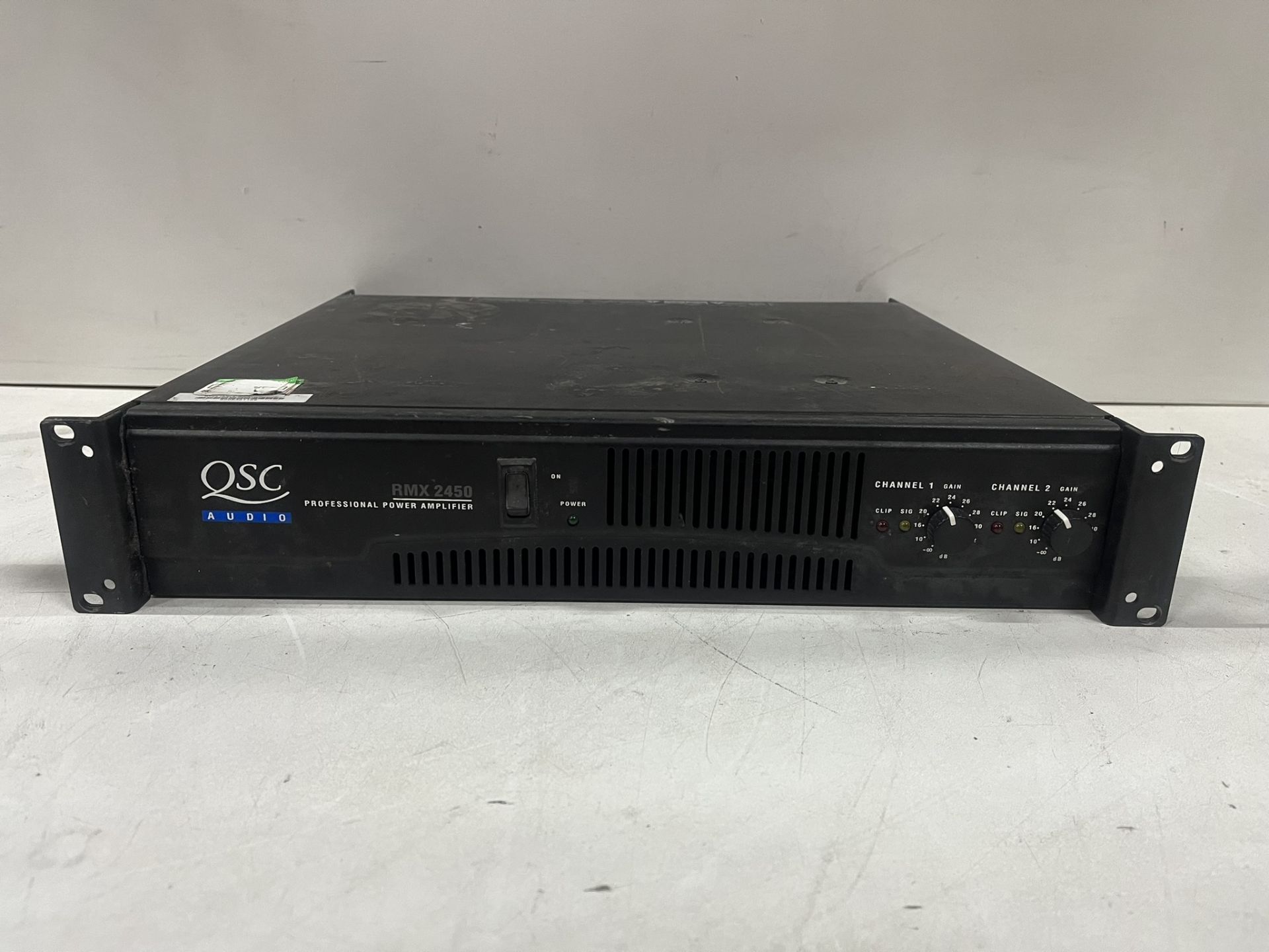 QSC RMX 2450 Professional Power Amplifier