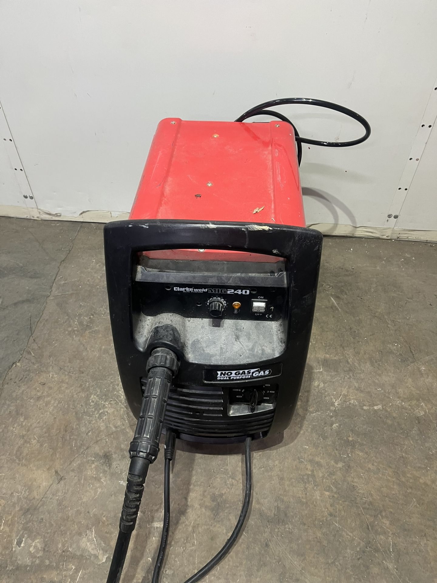 Clarke MIG240 Gas/No Gas Dual Purpose MIG Welder