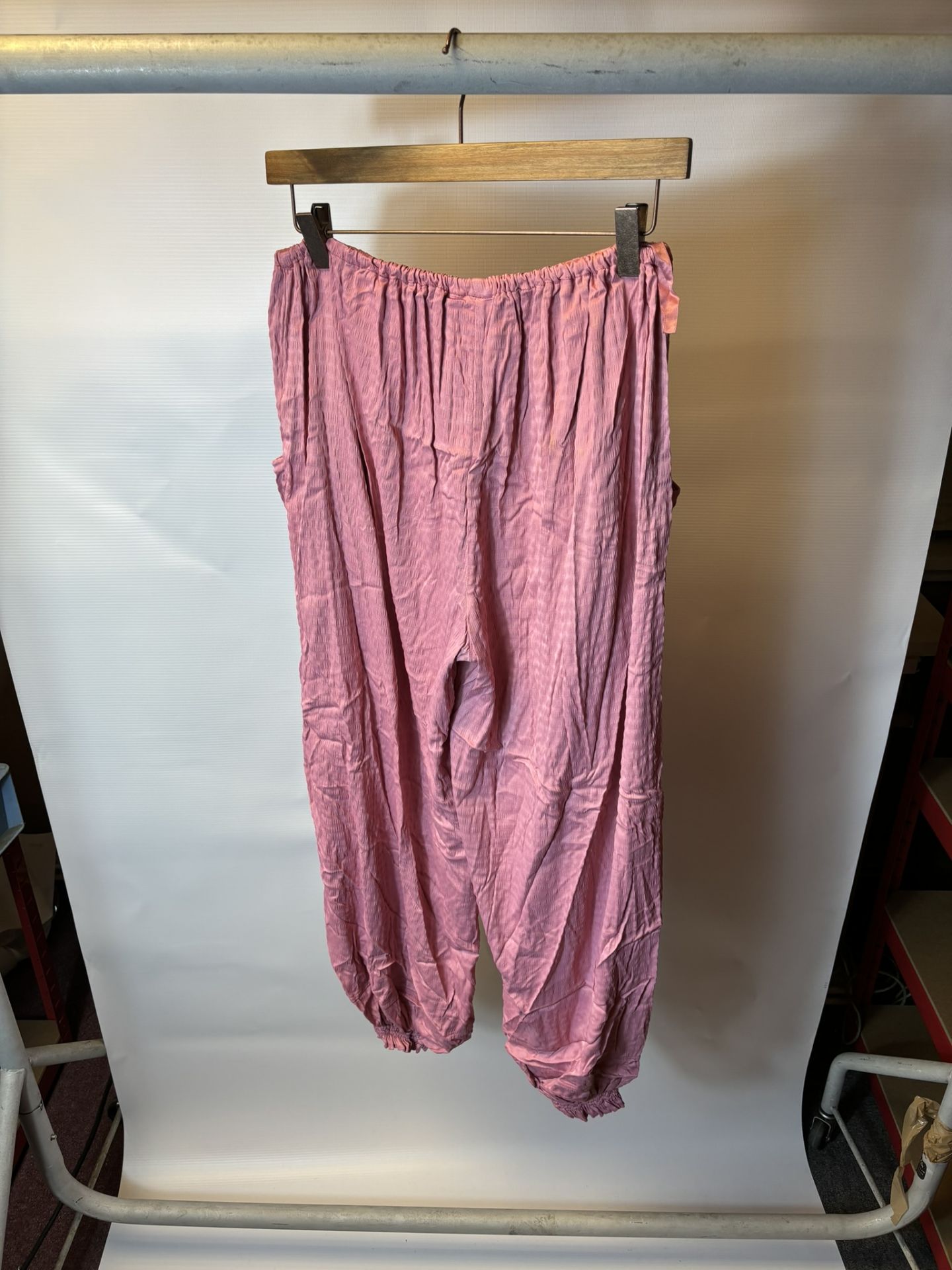 27 x Pairs Of Various Women's Trousers/Jeans/Leggings As Seen In Photos - Bild 71 aus 74