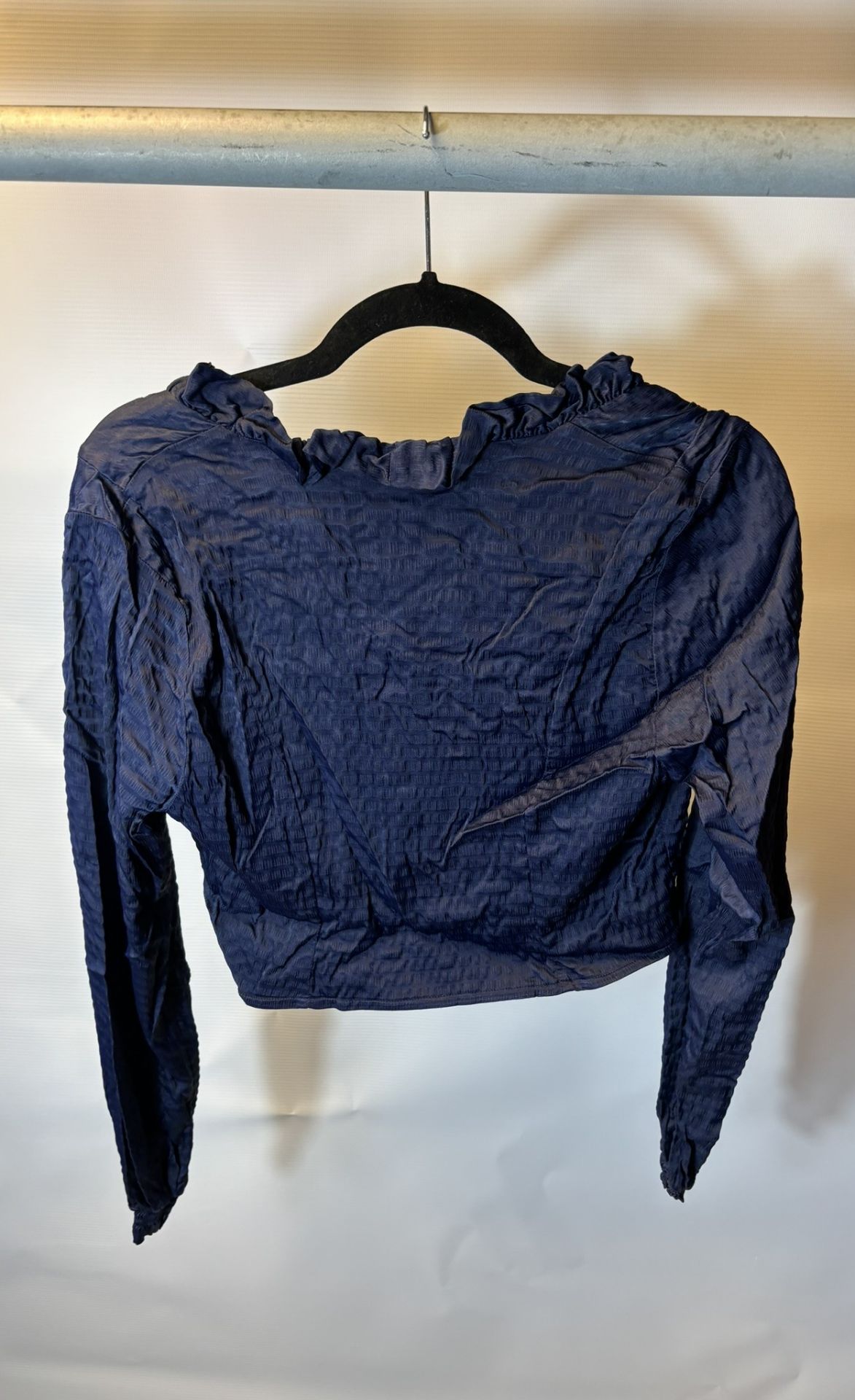 11 x Various Women's Crop Jackets / Tops As Seen In Photos - Bild 28 aus 32