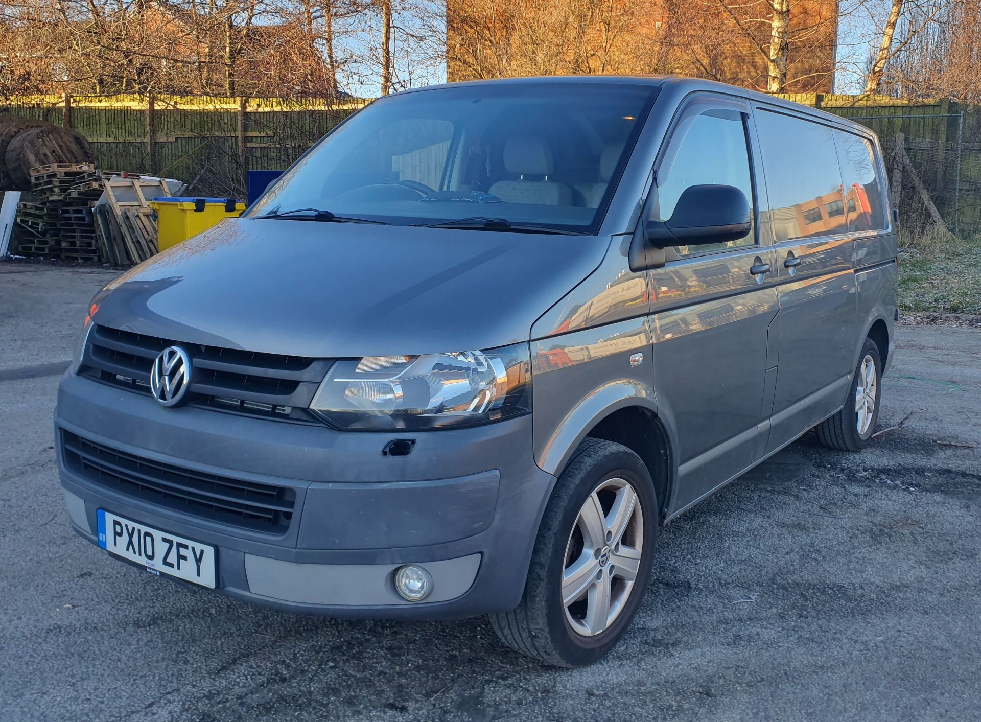 Volkswagen Transporter | T-Sporter T28 102 TDI SWB | 152,692 Miles | PX10 ZFY