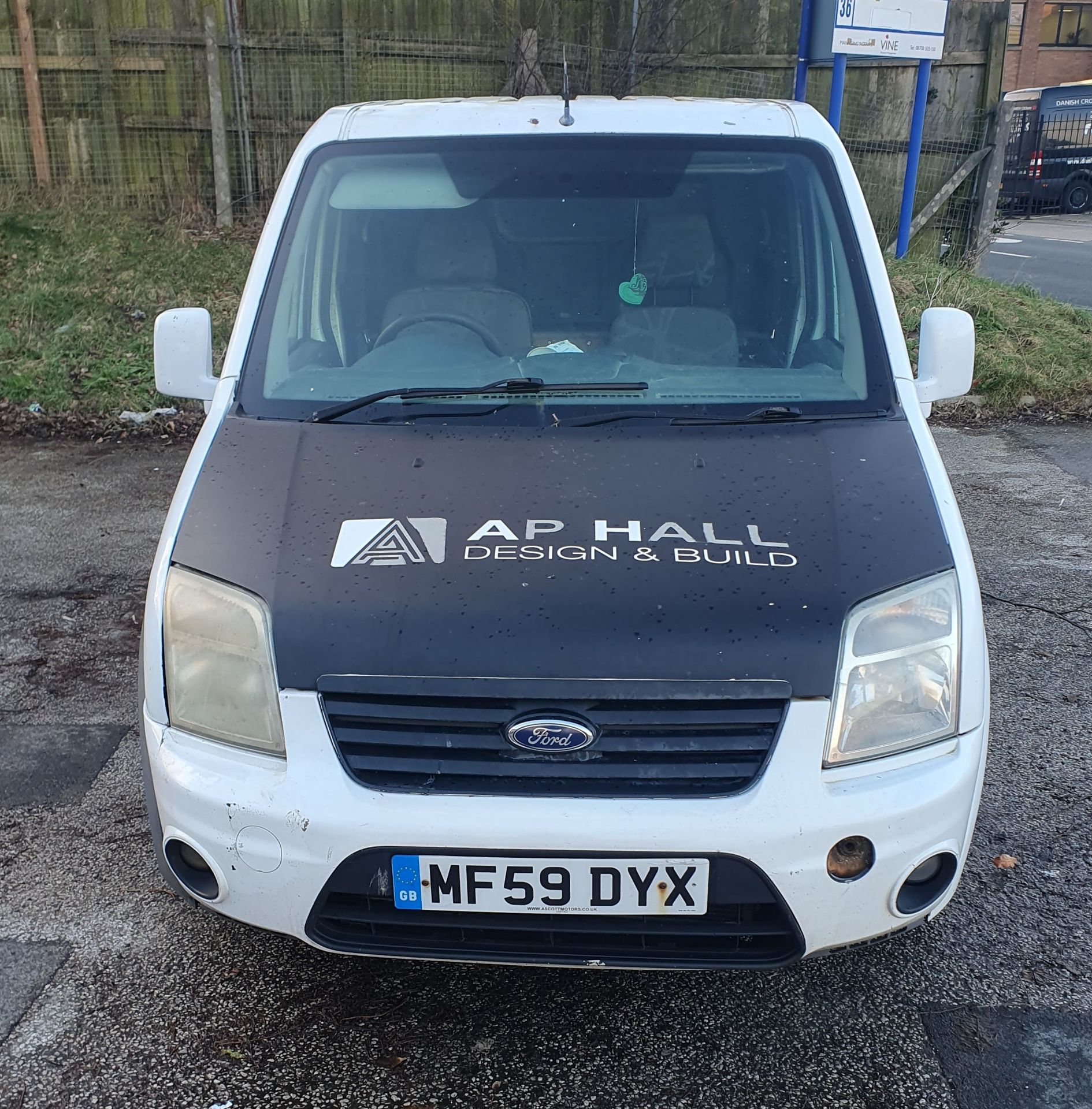 Ford Transit Connect 90 T200 Trend Diesel Panel Van | MF59 DYX | 179,496 Miles - Image 2 of 14