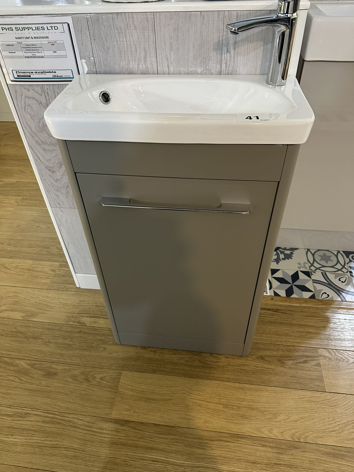 Ex-Display Cloakroom Vanity Unit