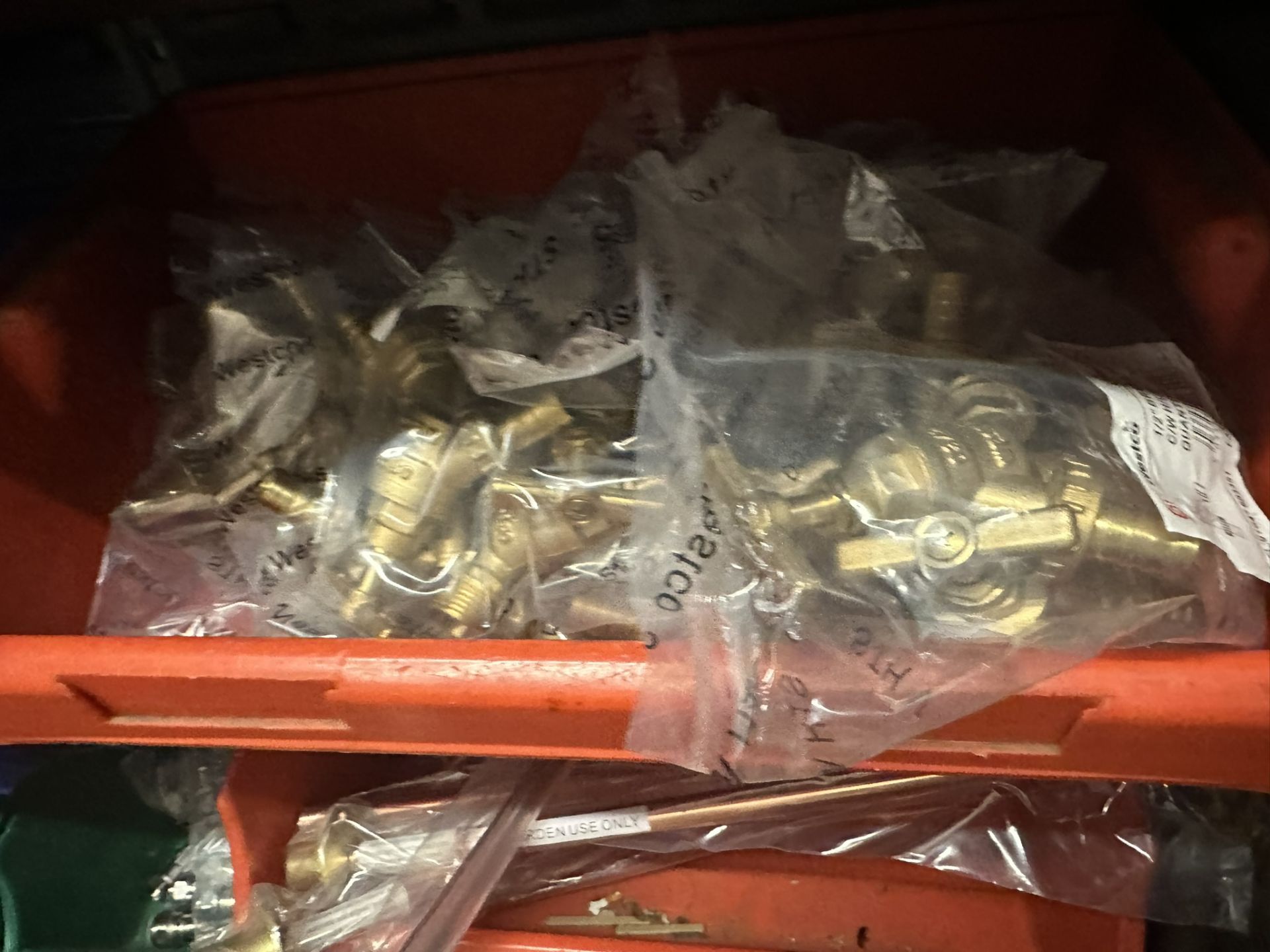 Quantity of Brass Plumbing Fittings | See description and photographs - Image 2 of 8